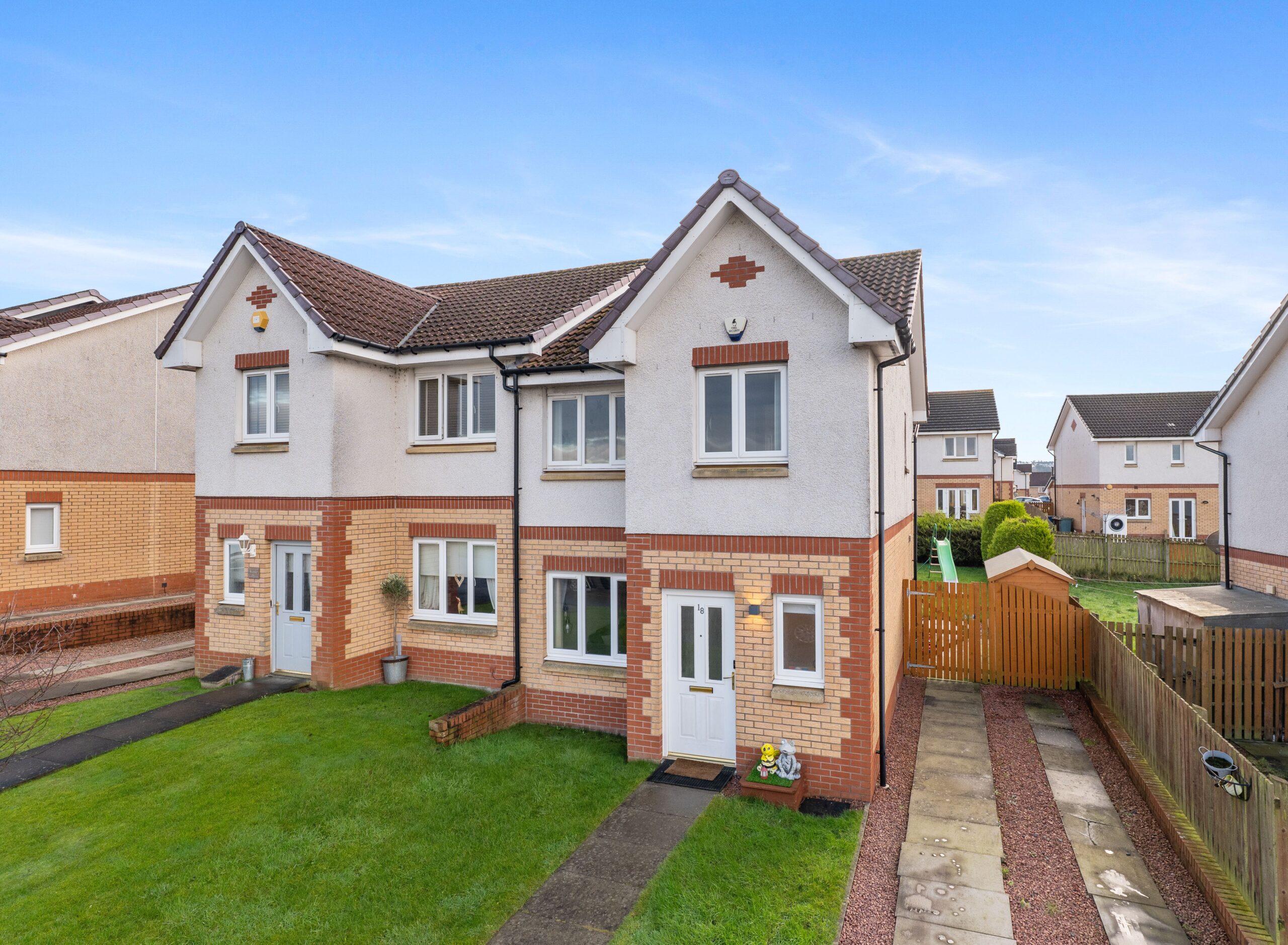 NM4740_18 Whitehaugh Road_Newton Mearns_G53 7ZN_img1