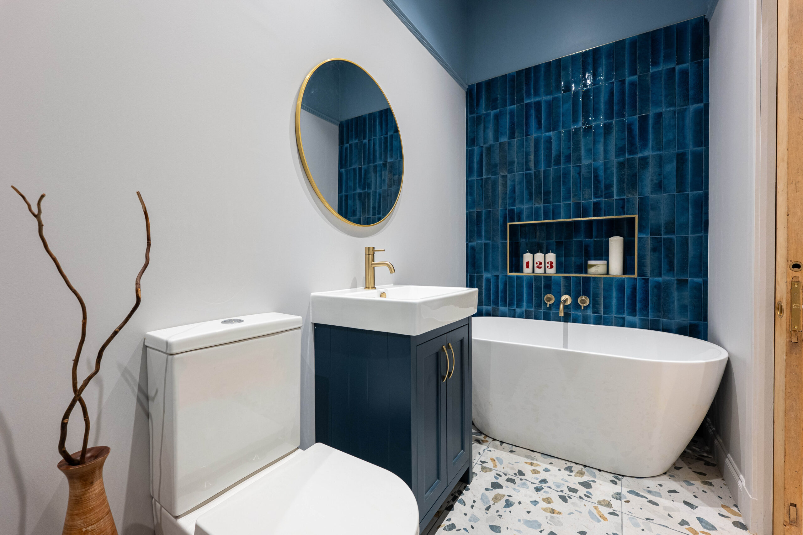 0.1, 1 Battlefield Crescent (8)