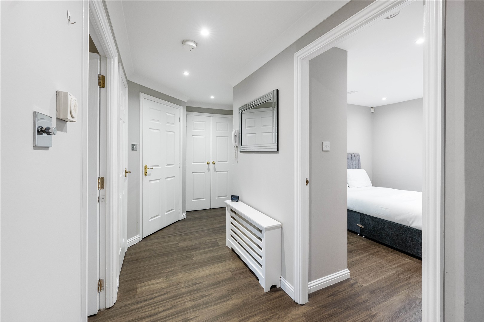 0.3 1 Branklyn Court 11 (Large)