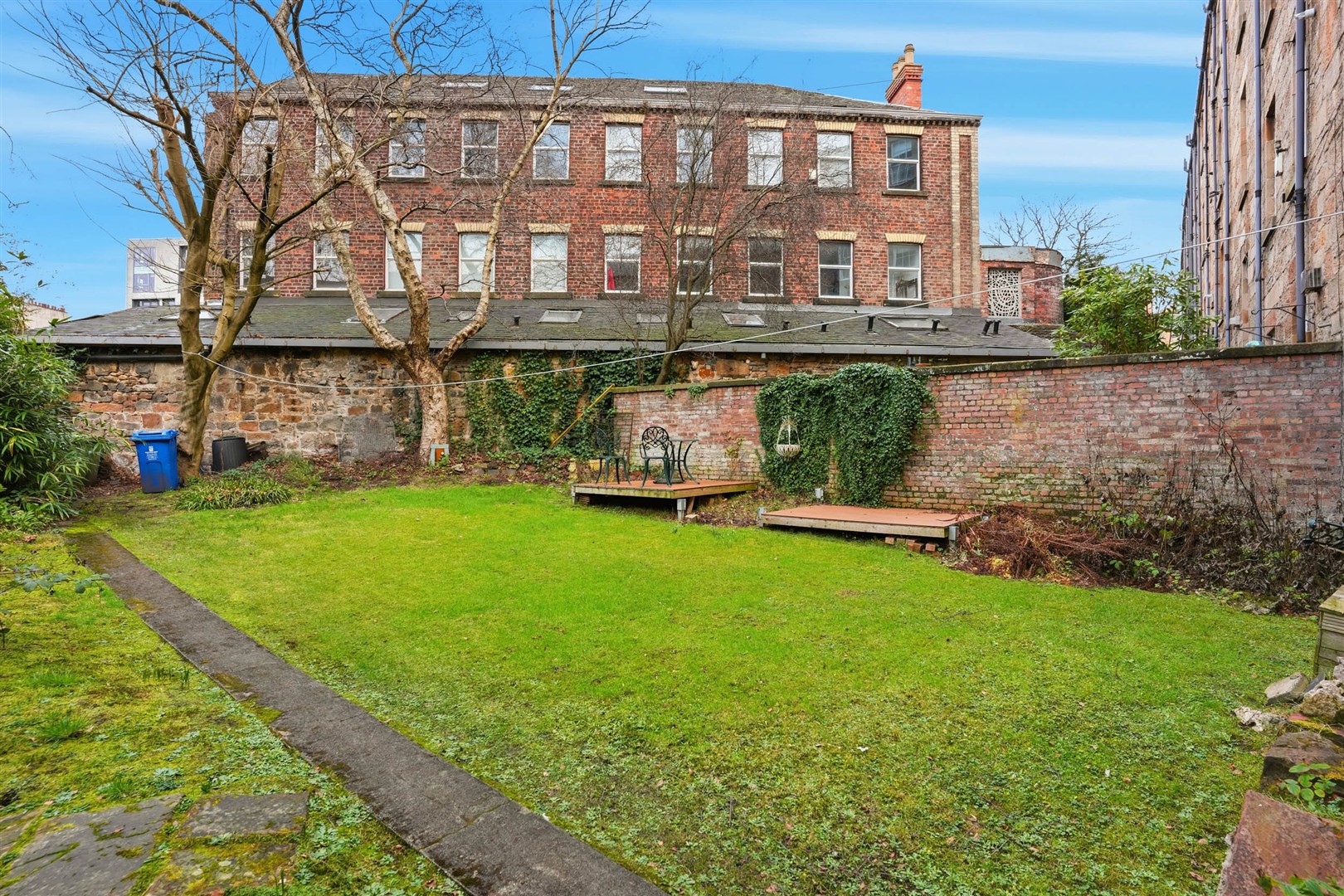 1.1 19 St Vincent Crescent 13 (Large)