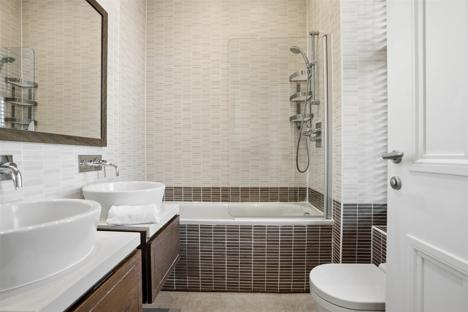 1.2 12 Botanic Crescent 11 (Large)