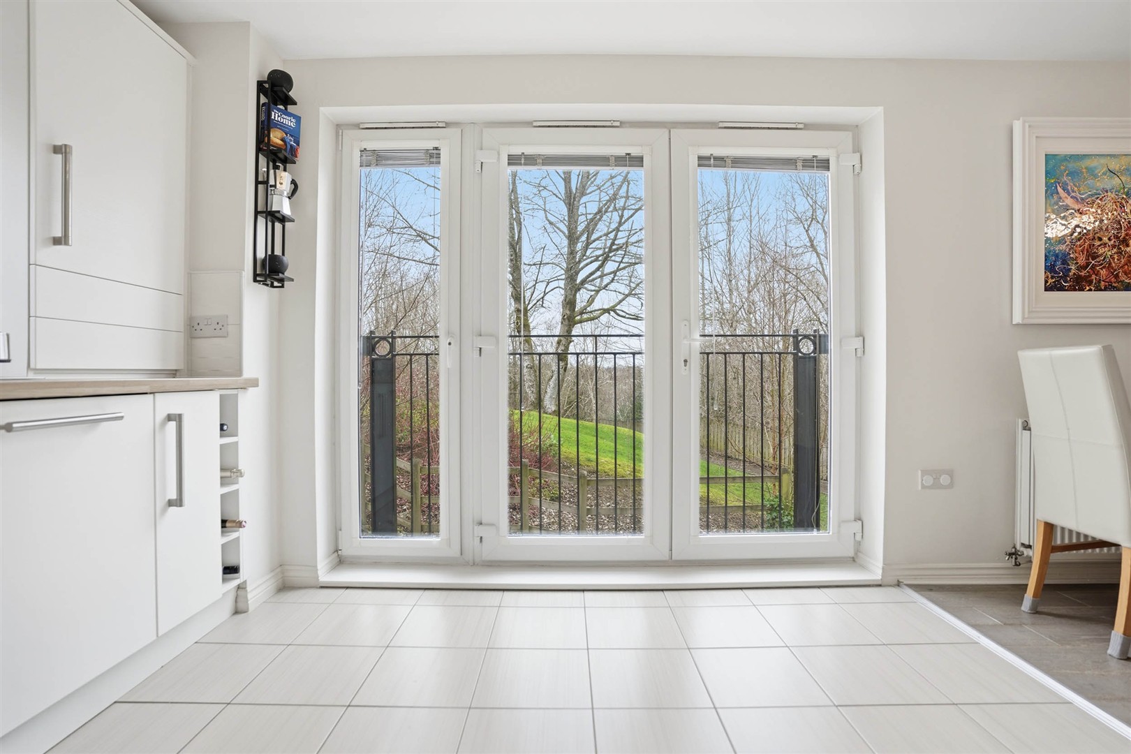 1.3 37 Kelvindale Court 6 (Large)