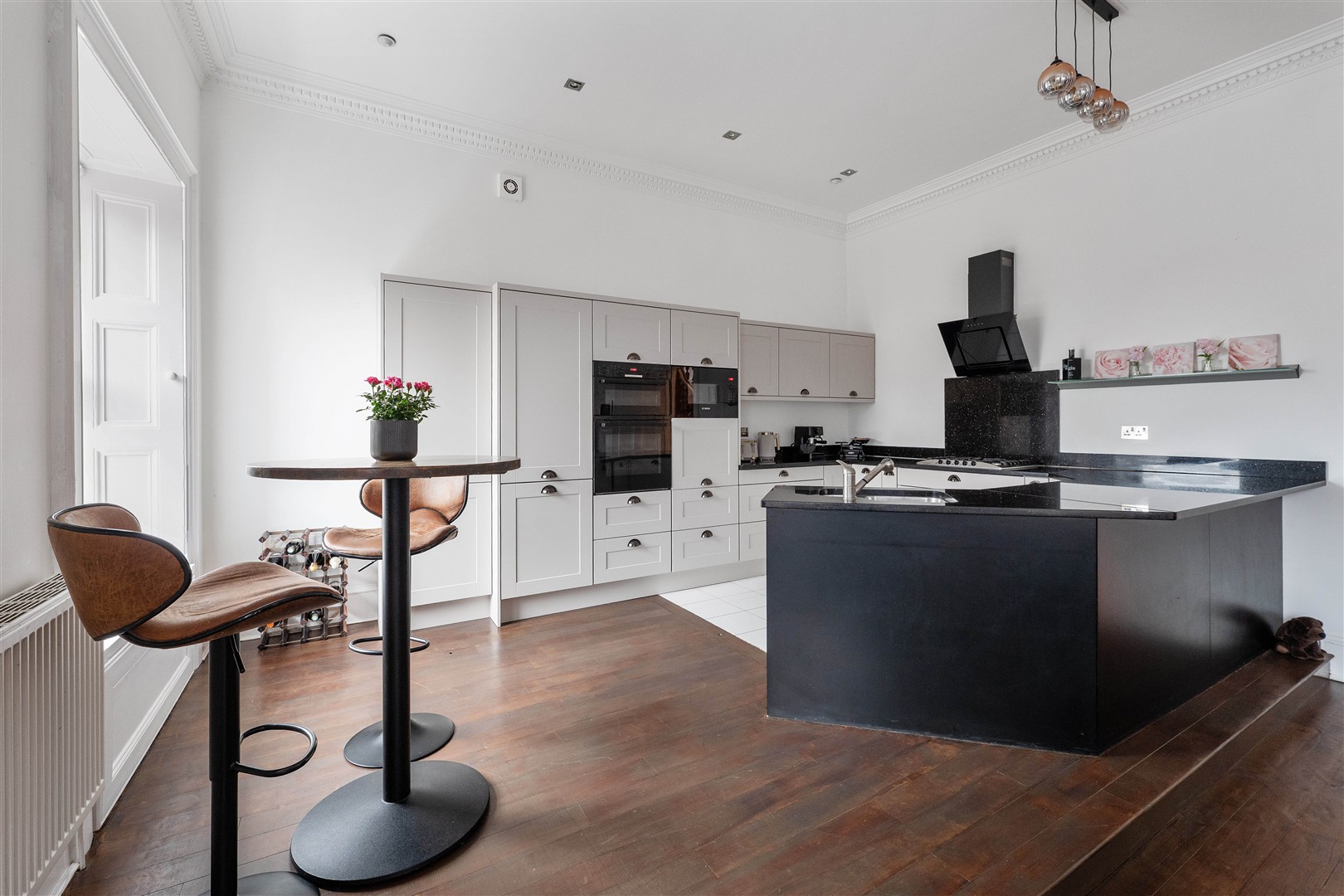 2.1 16 Kingsborough Gardens 6 (Large)