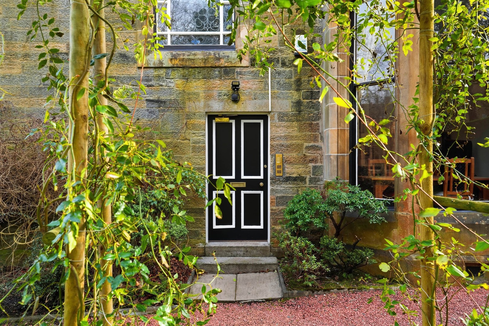 2.1 5 Kensington Road 17 (Large)