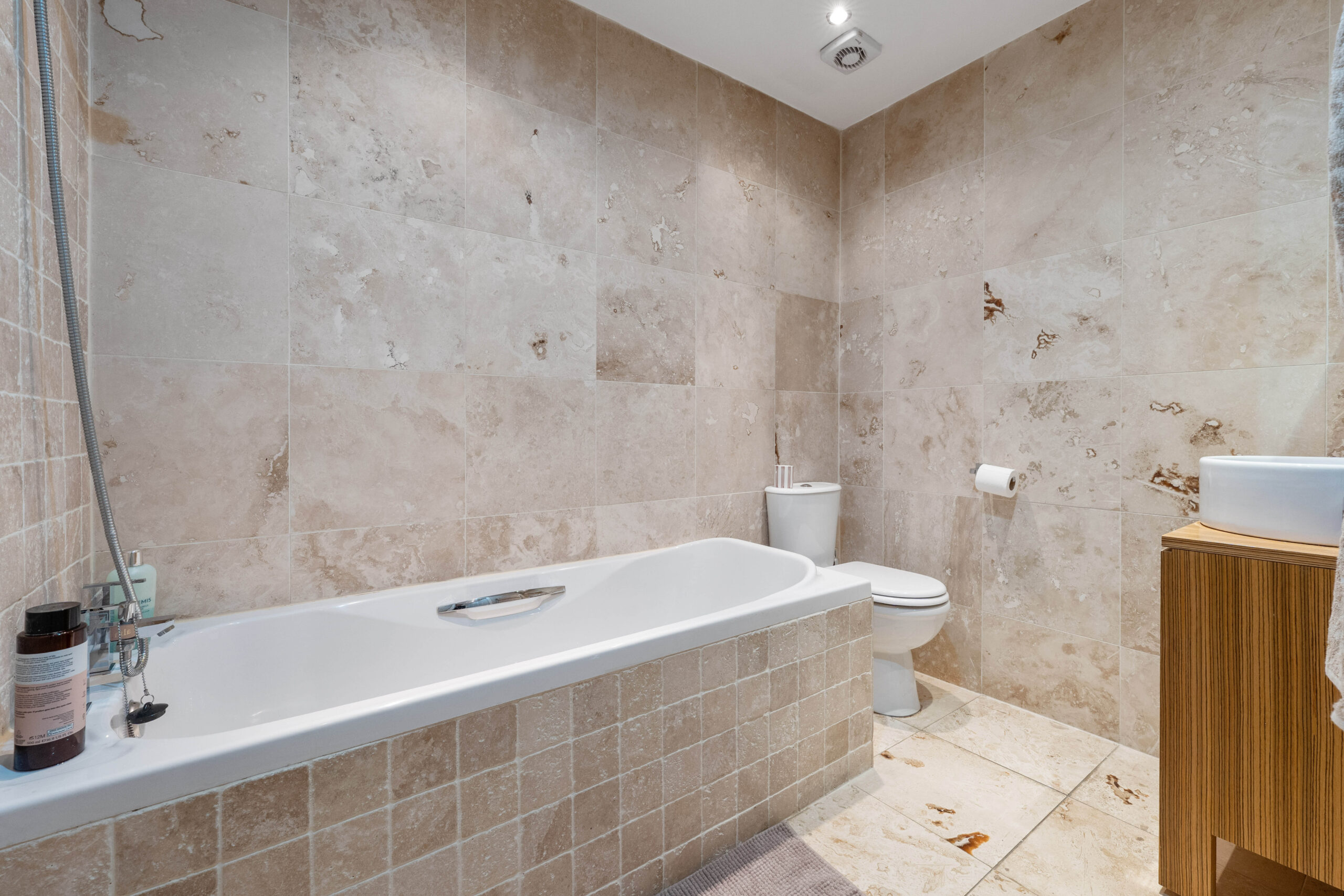 2.2, 11 Castlebrae Gardens (6)