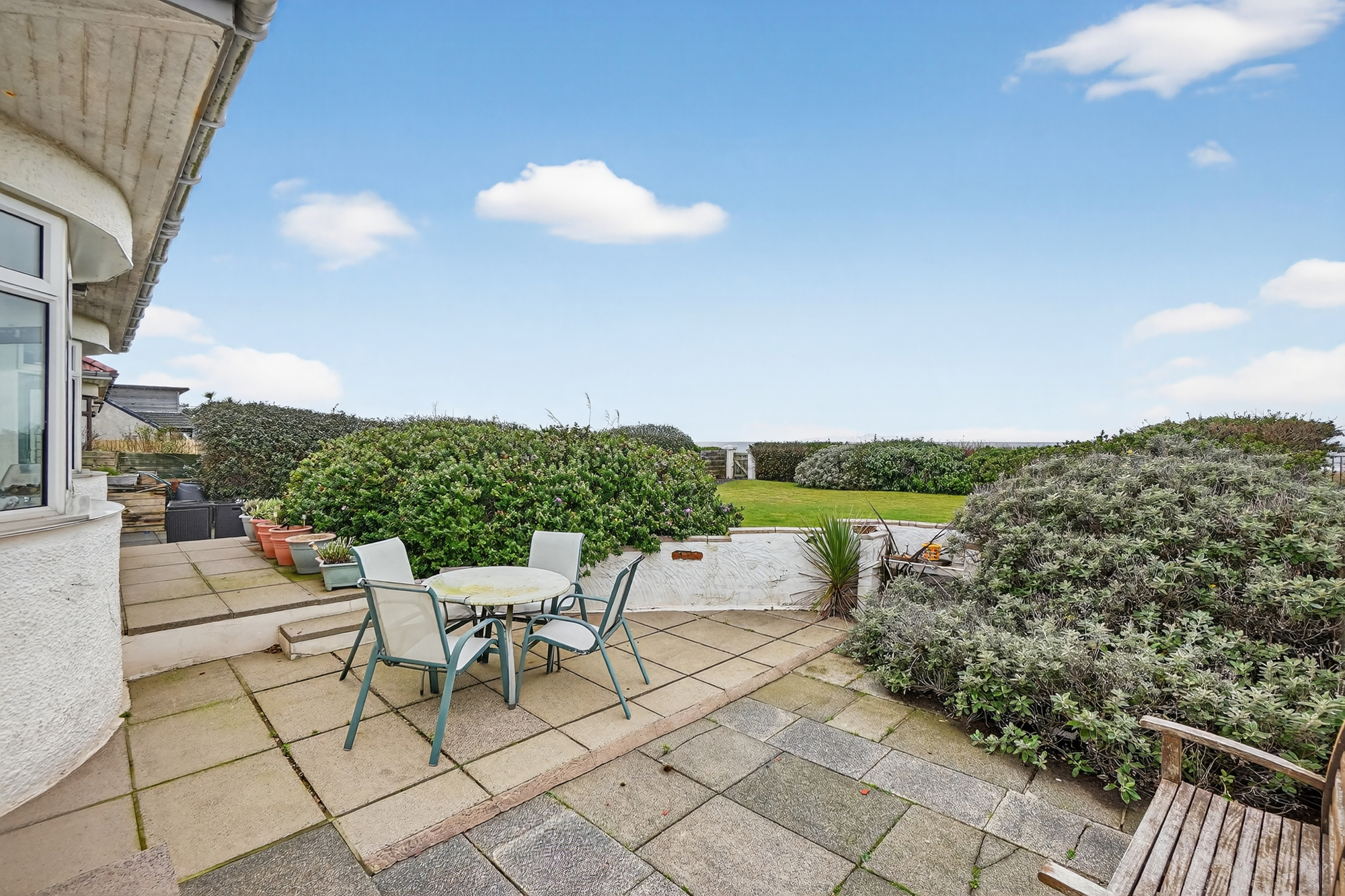 23_85 ardrossan road, seamill_23