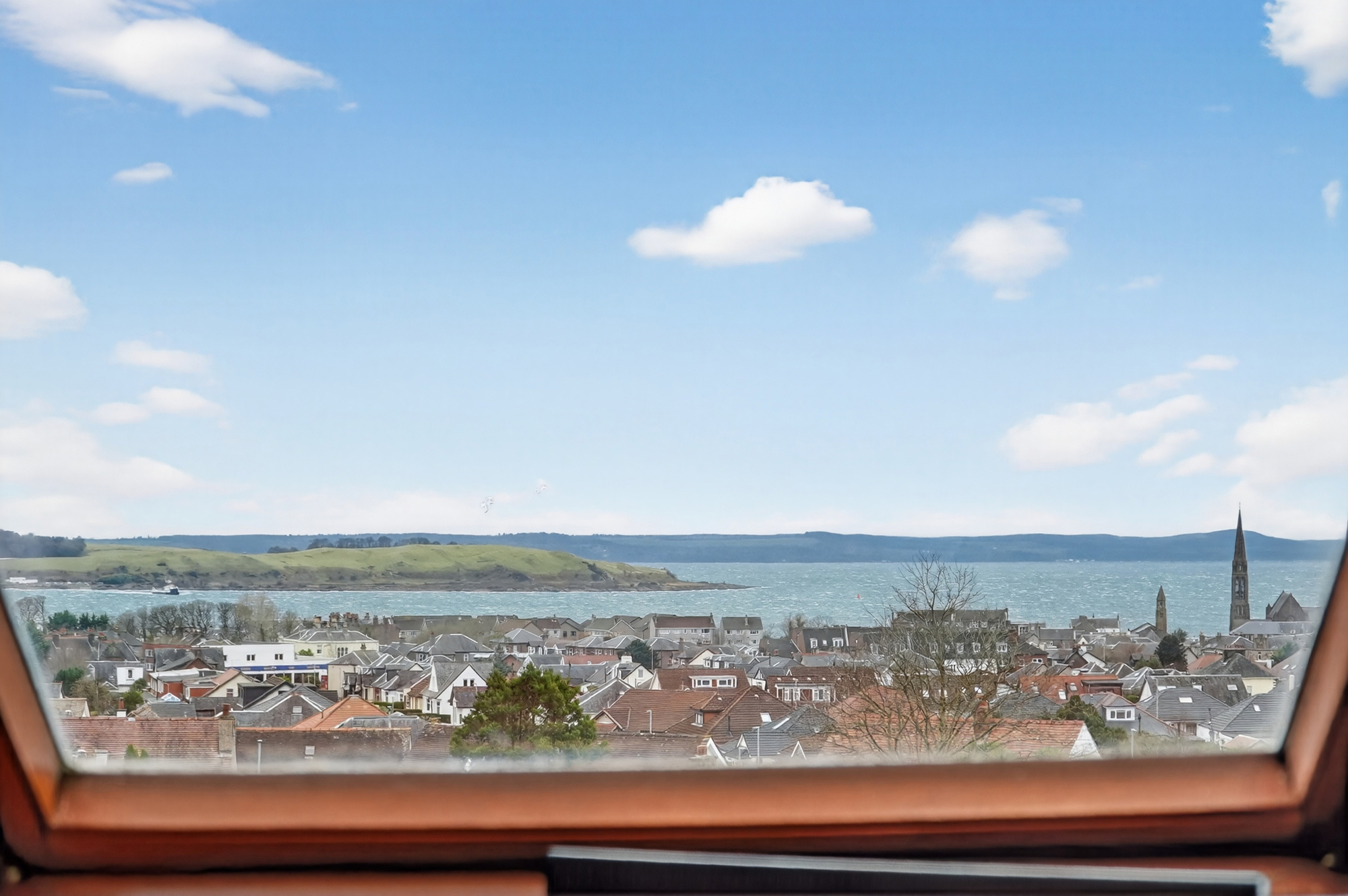 24_13 halkshill drive, largs _24