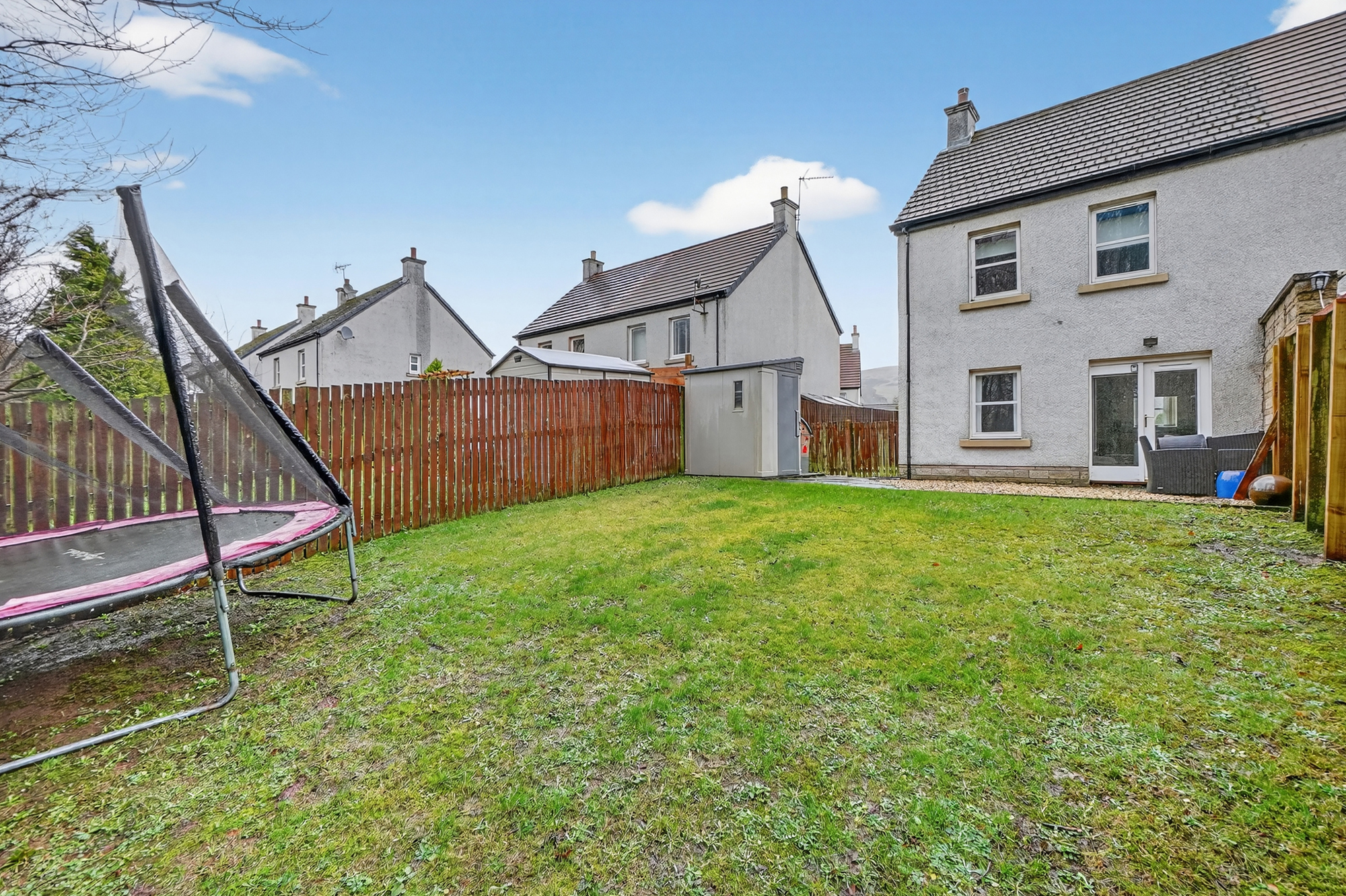 27_11 noddleburn meadow, largs _27
