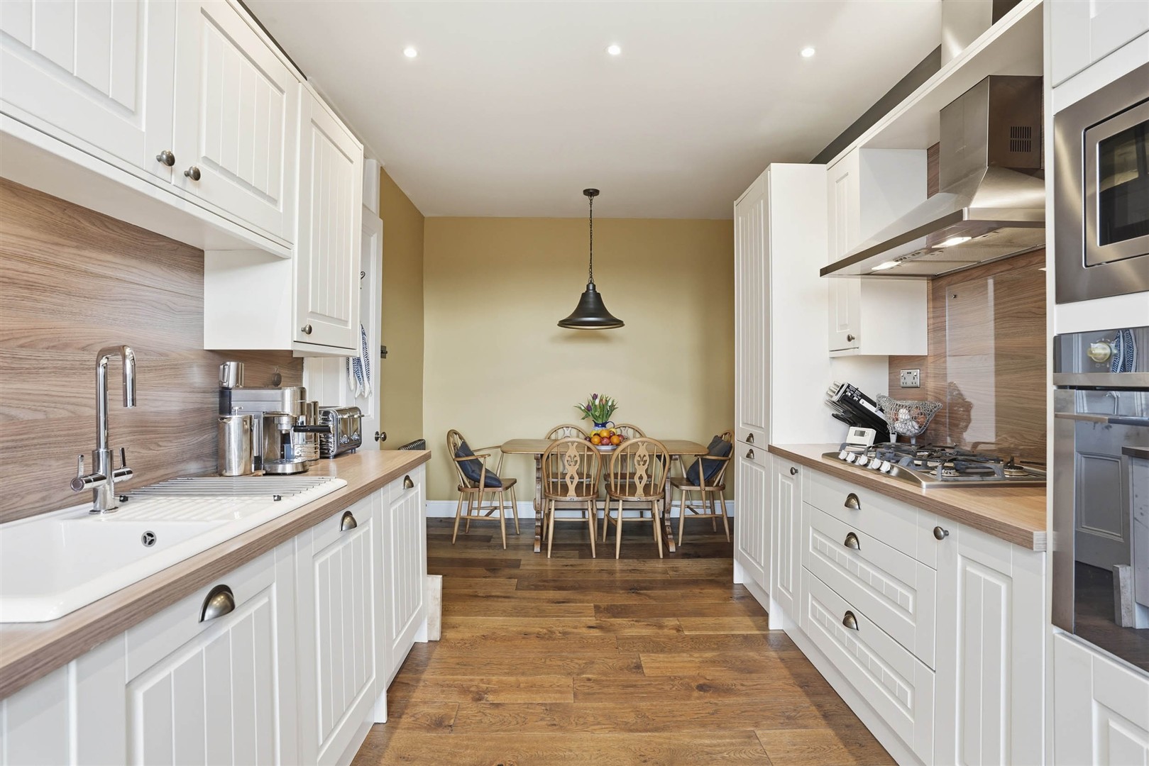 3.2 15 Ruthven Street 8 (Large)