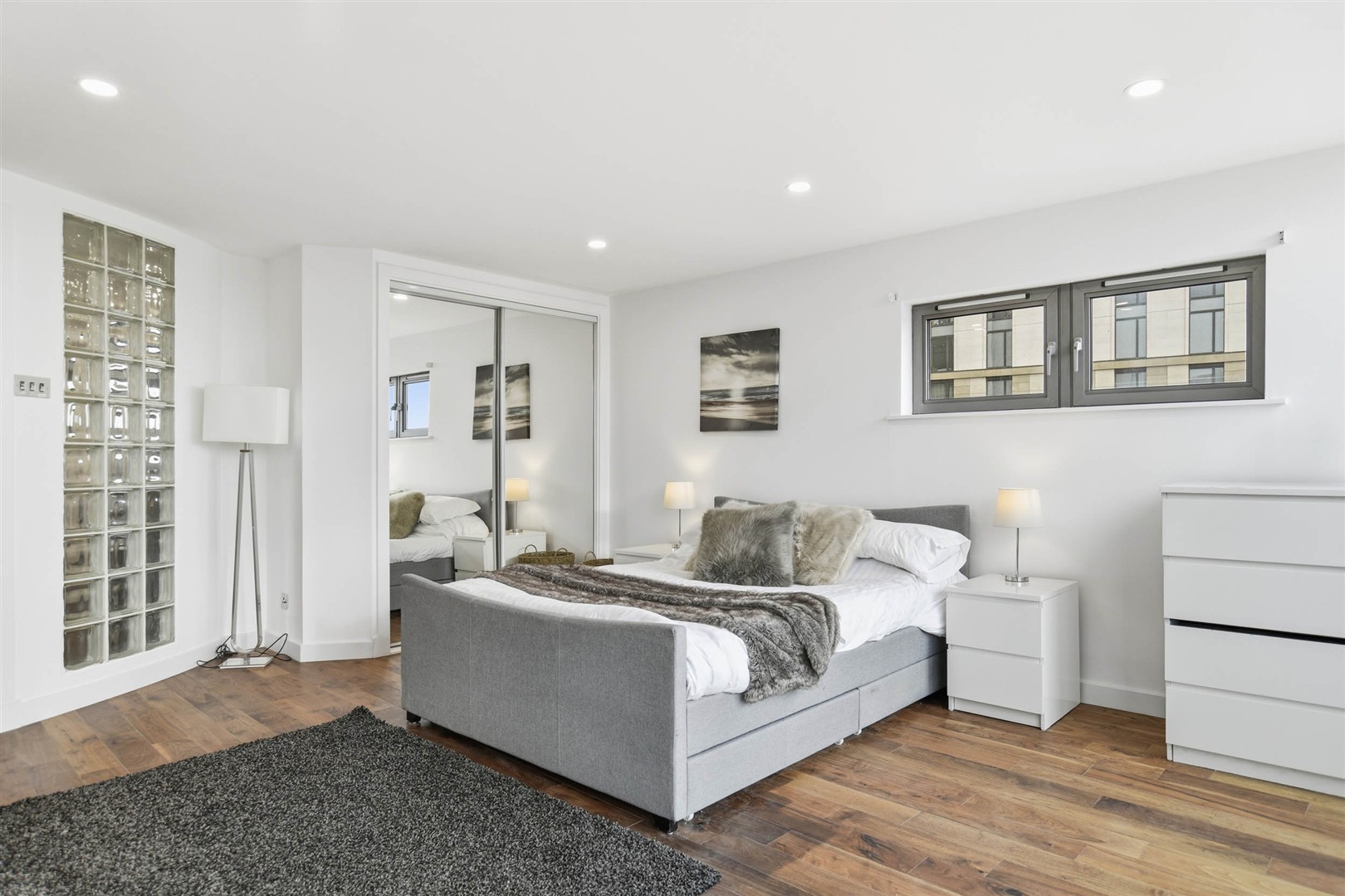 Flat 10 308 Clyde Street 12 (Large)