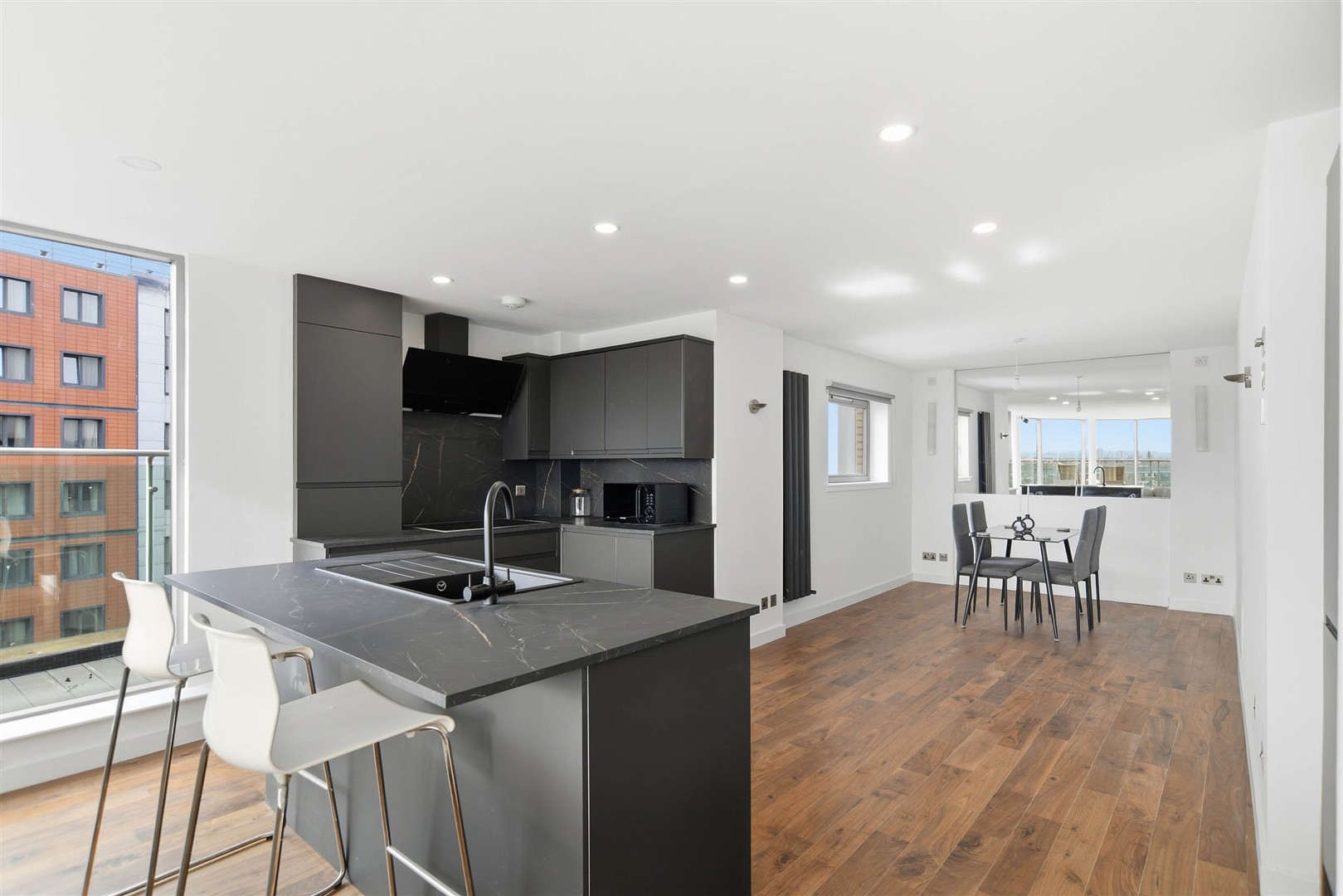 Flat 10 308 Clyde Street 5 (Large)