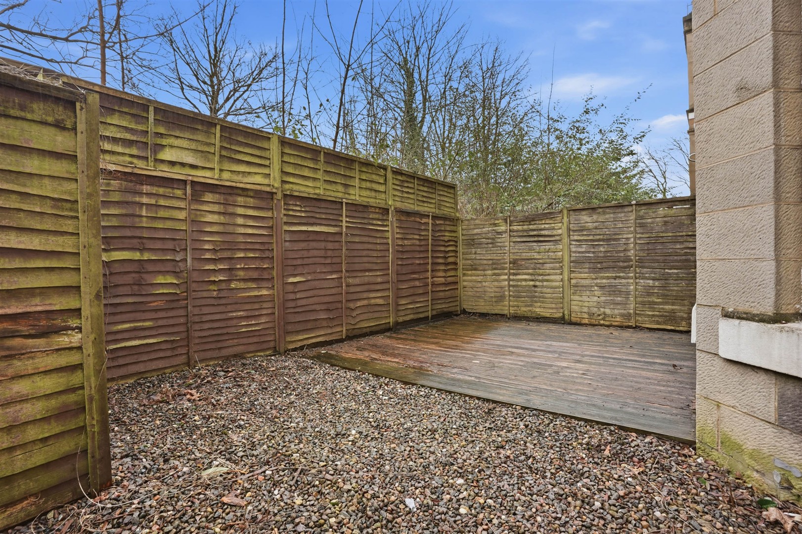 Lower Duplex 10 Woodside Crescent 15 (Large)