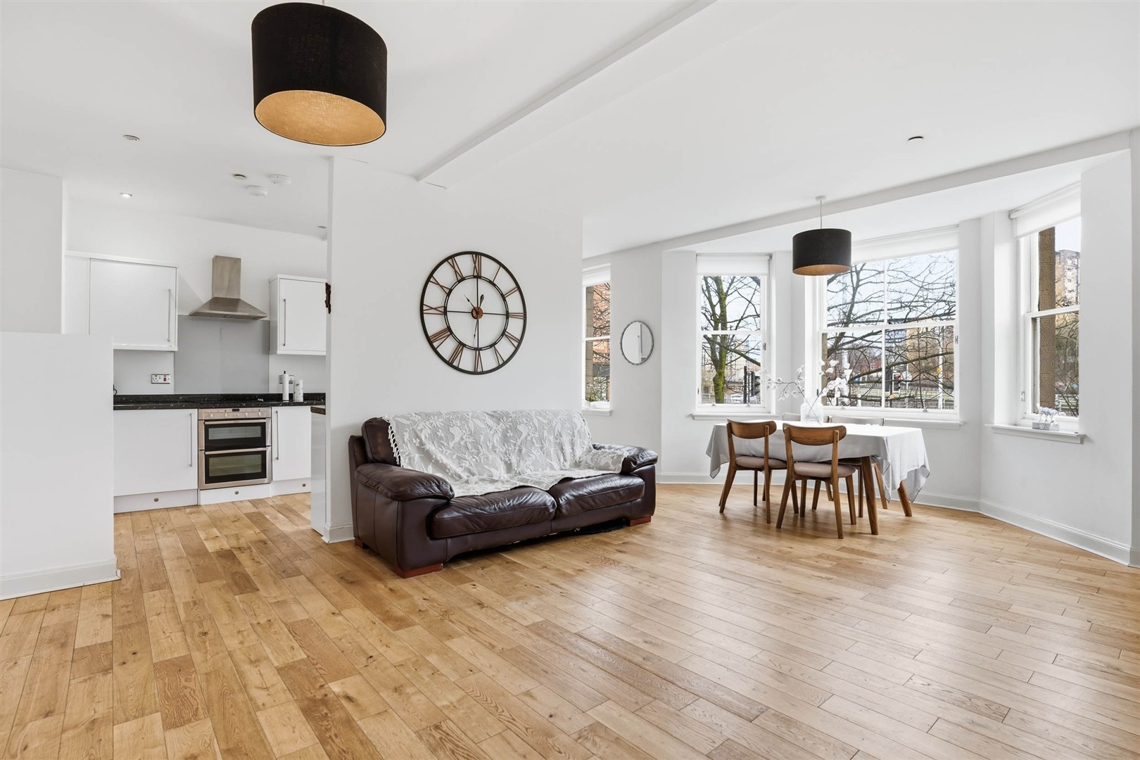 Lower Duplex 10 Woodside Crescent 3 (Large)