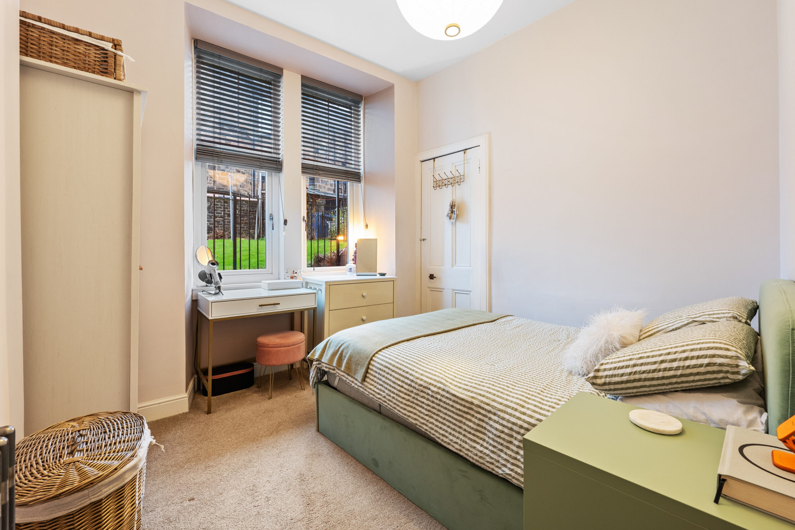 Main Door, 70 Clincart Road (3)