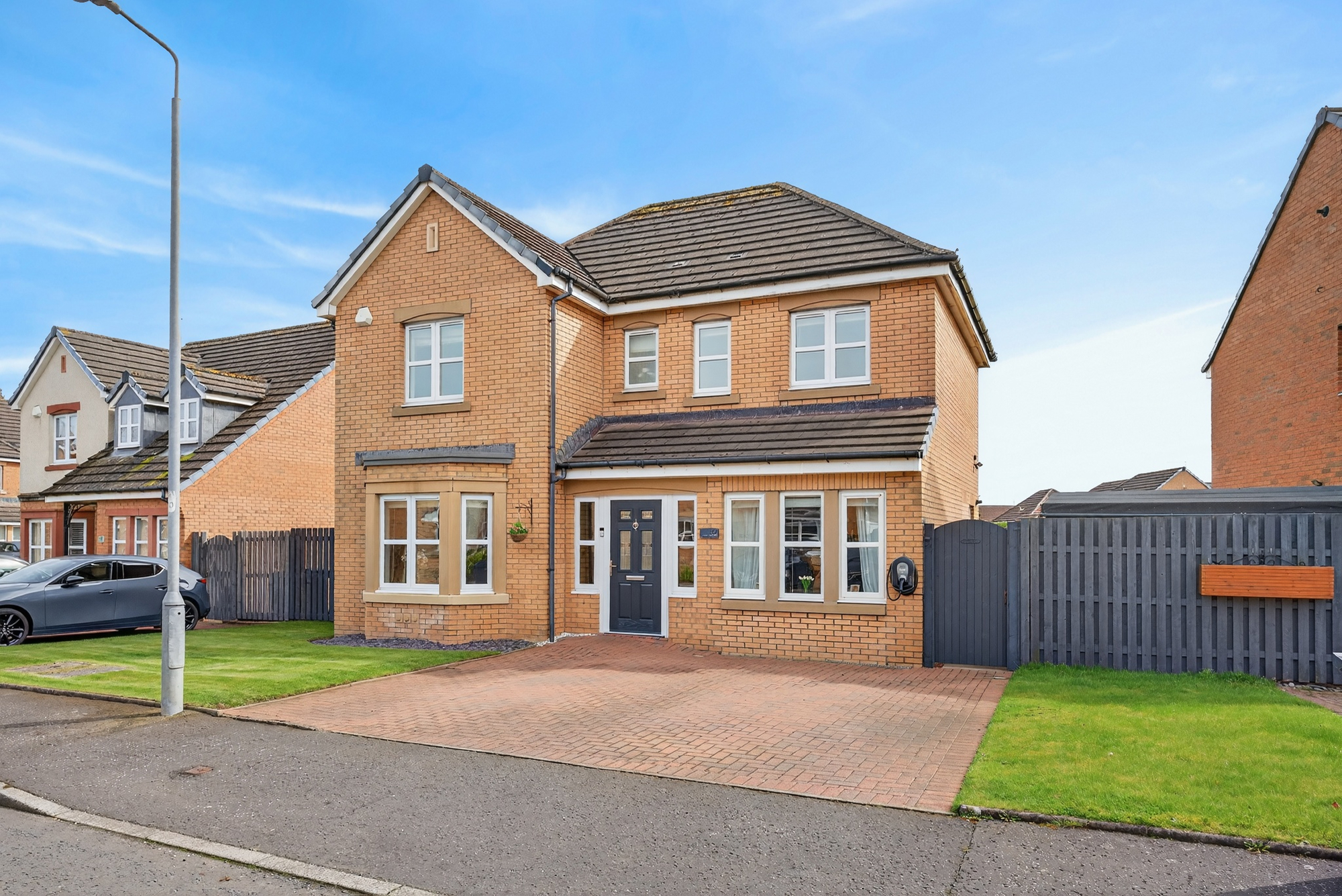 1_32 whiteside drive_01