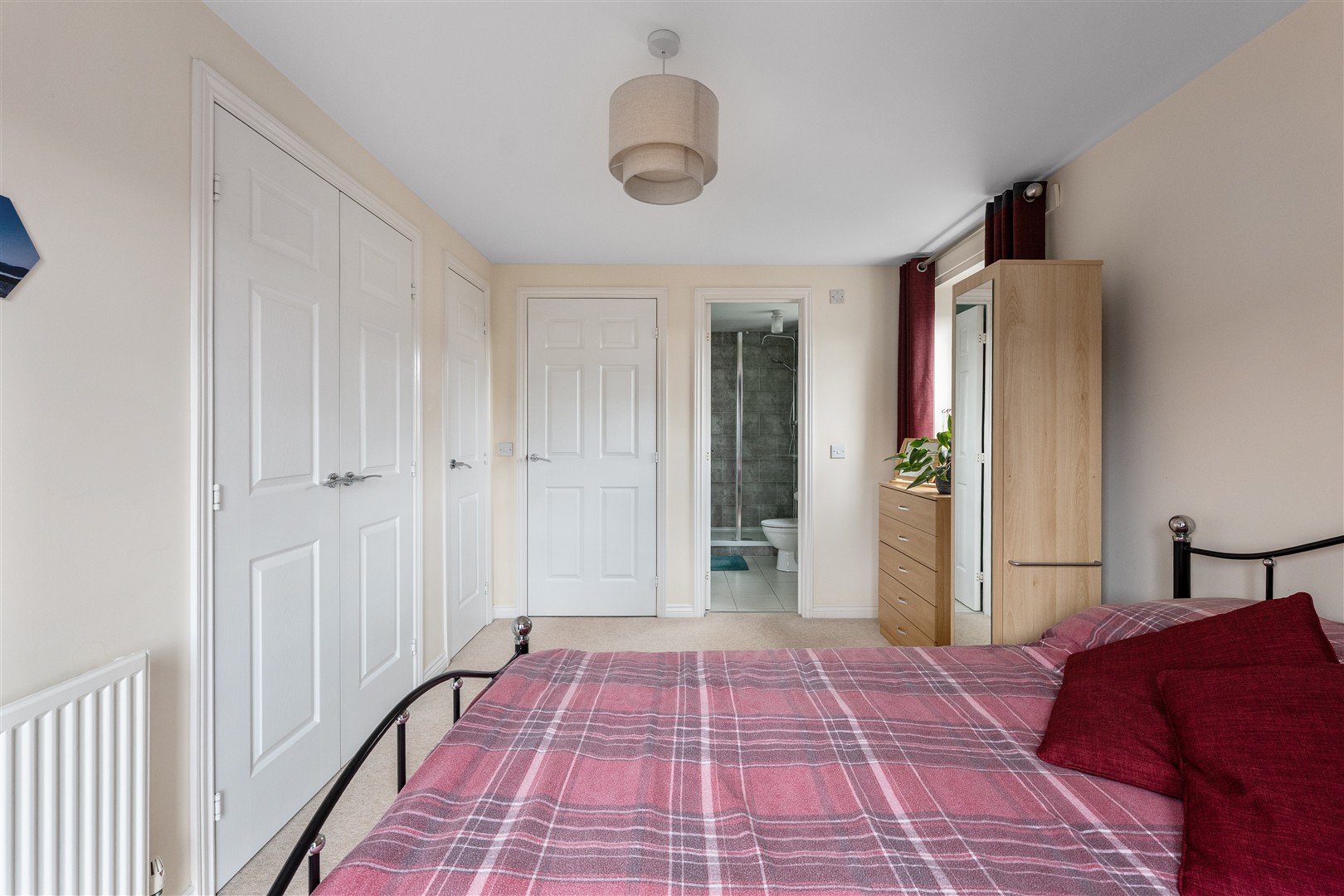 2.1 6 Kelvindale Court 8 (Large)