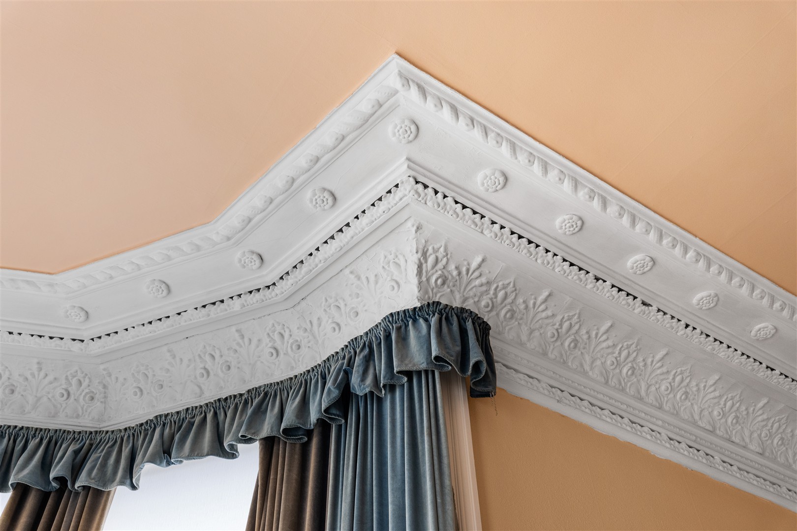 2.2 1 Novar Drive 16 (Large)