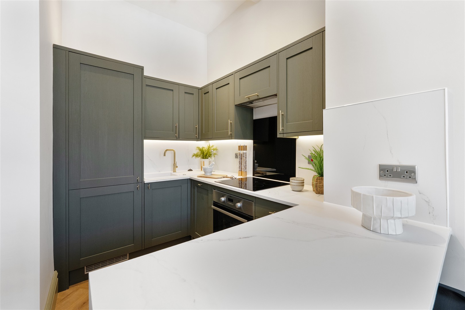 2.2 16 Dudley Drive 4 (Large)