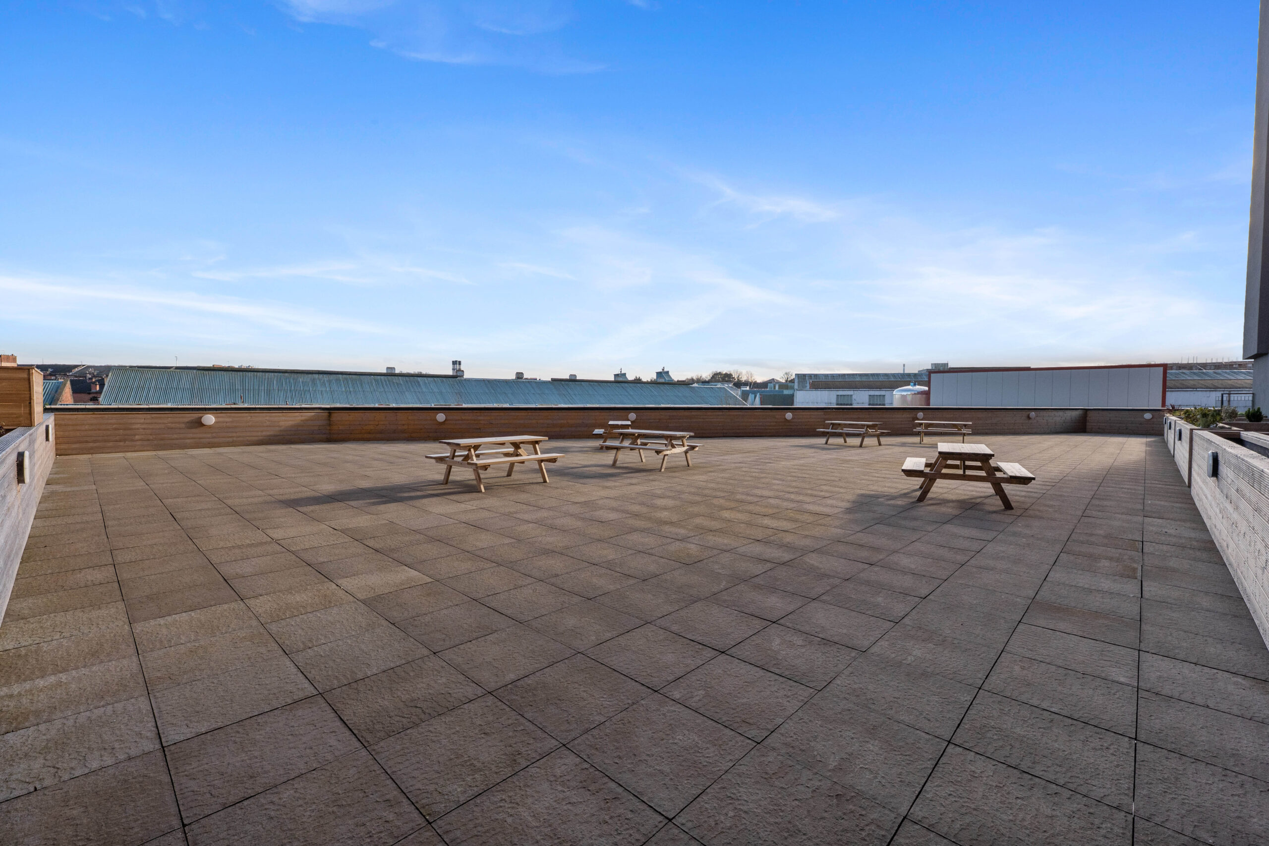 2.2, 80 Inverlair Avenue (16)