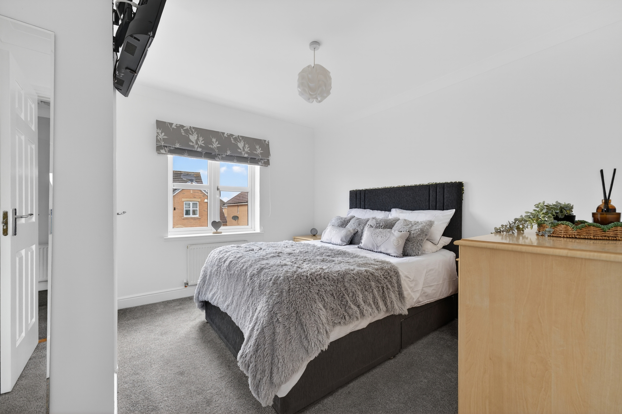 22_32 whiteside drive_22