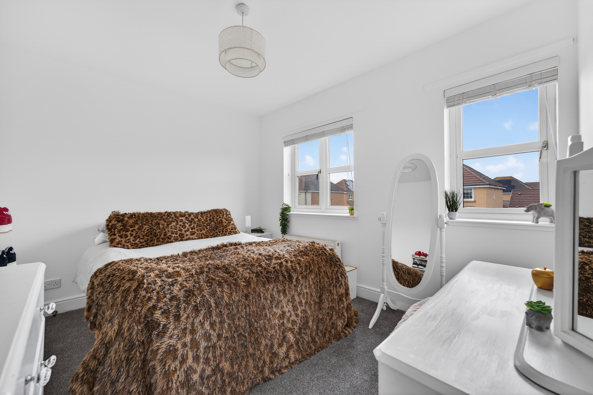 27_32 whiteside drive_27