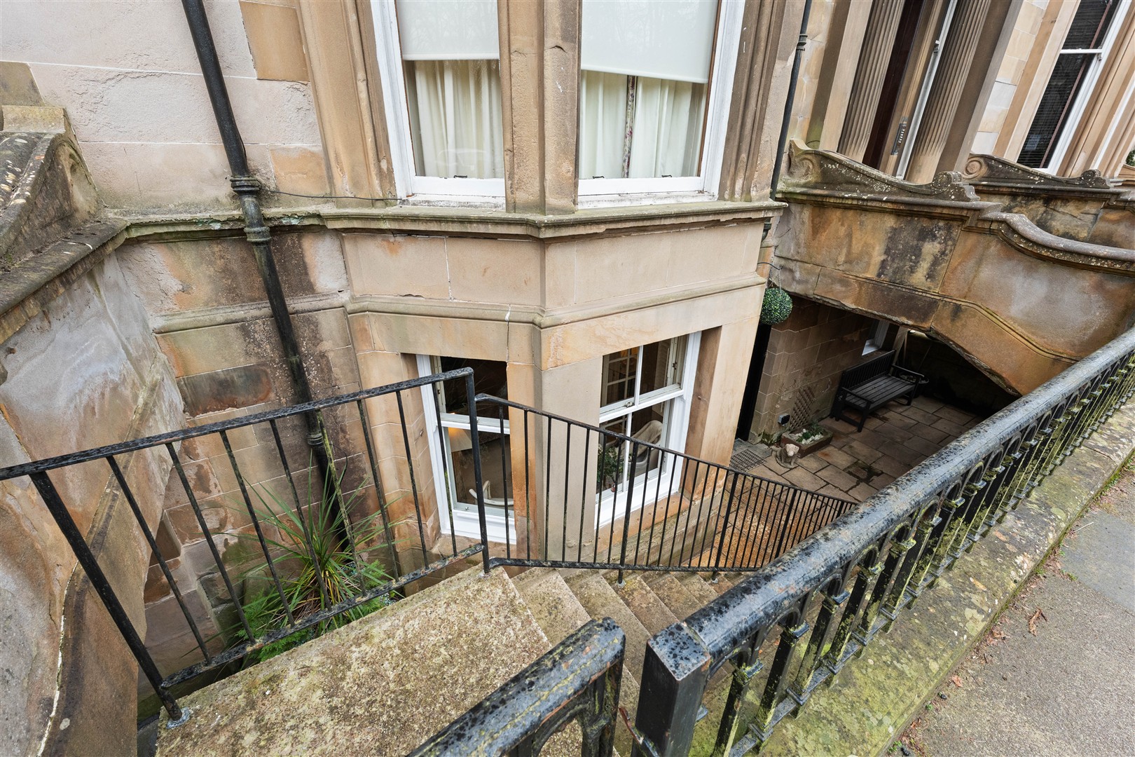 2A Devonshire Terrace 23 (Large)