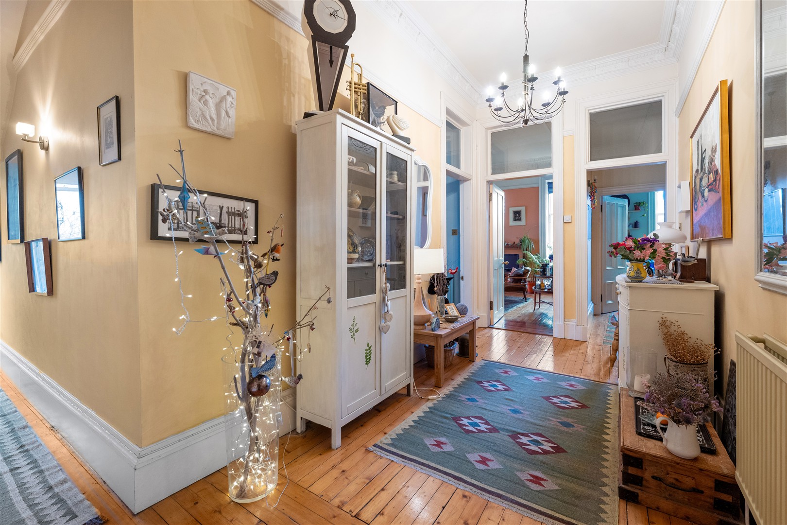 3.2 11 Kirklee Quadrant 6 (Large)