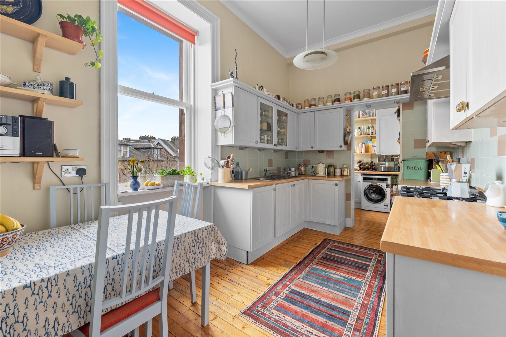 3.2 11 Kirklee Quadrant 7 (Large)