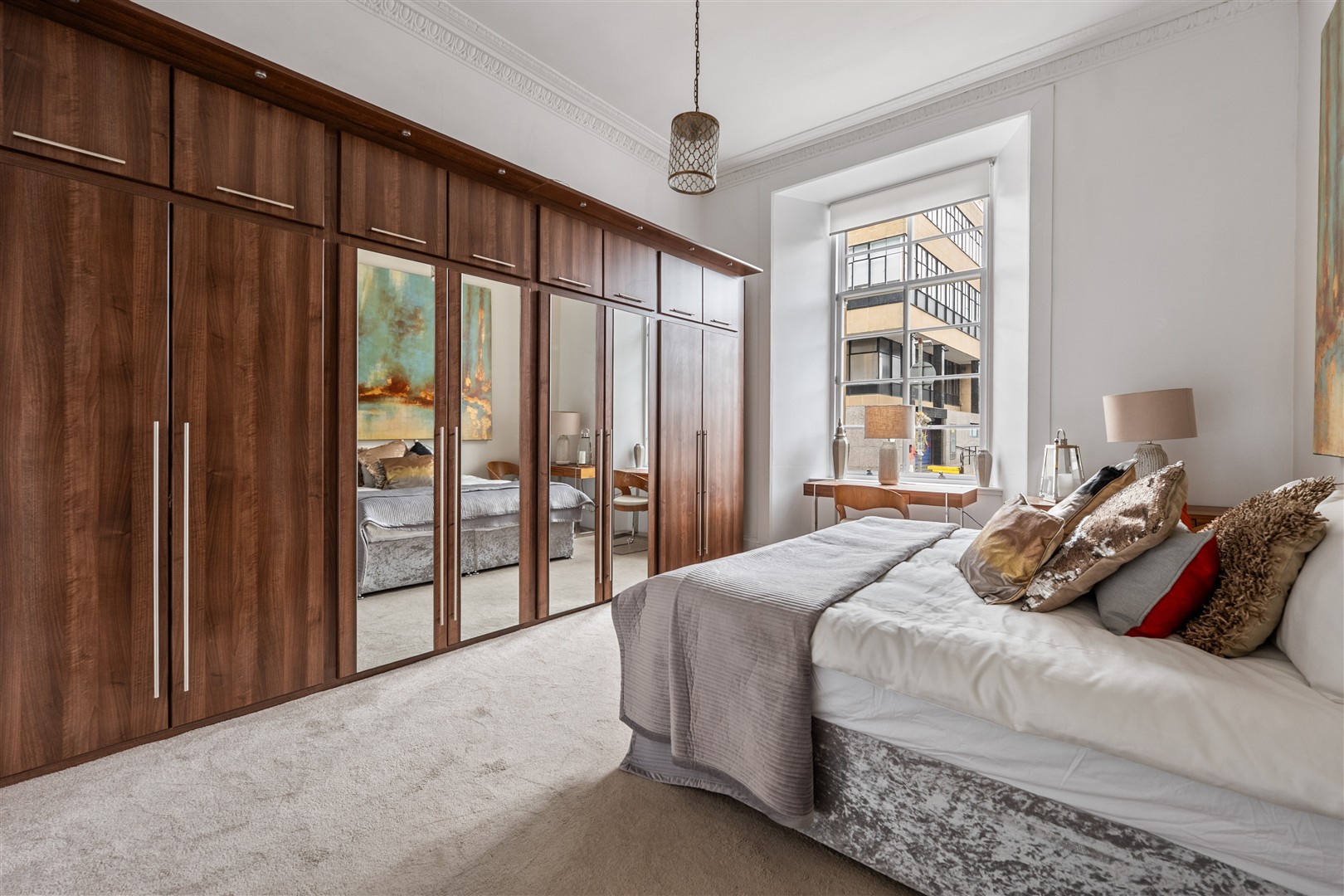 1 Royal Crescent 11 (Large)