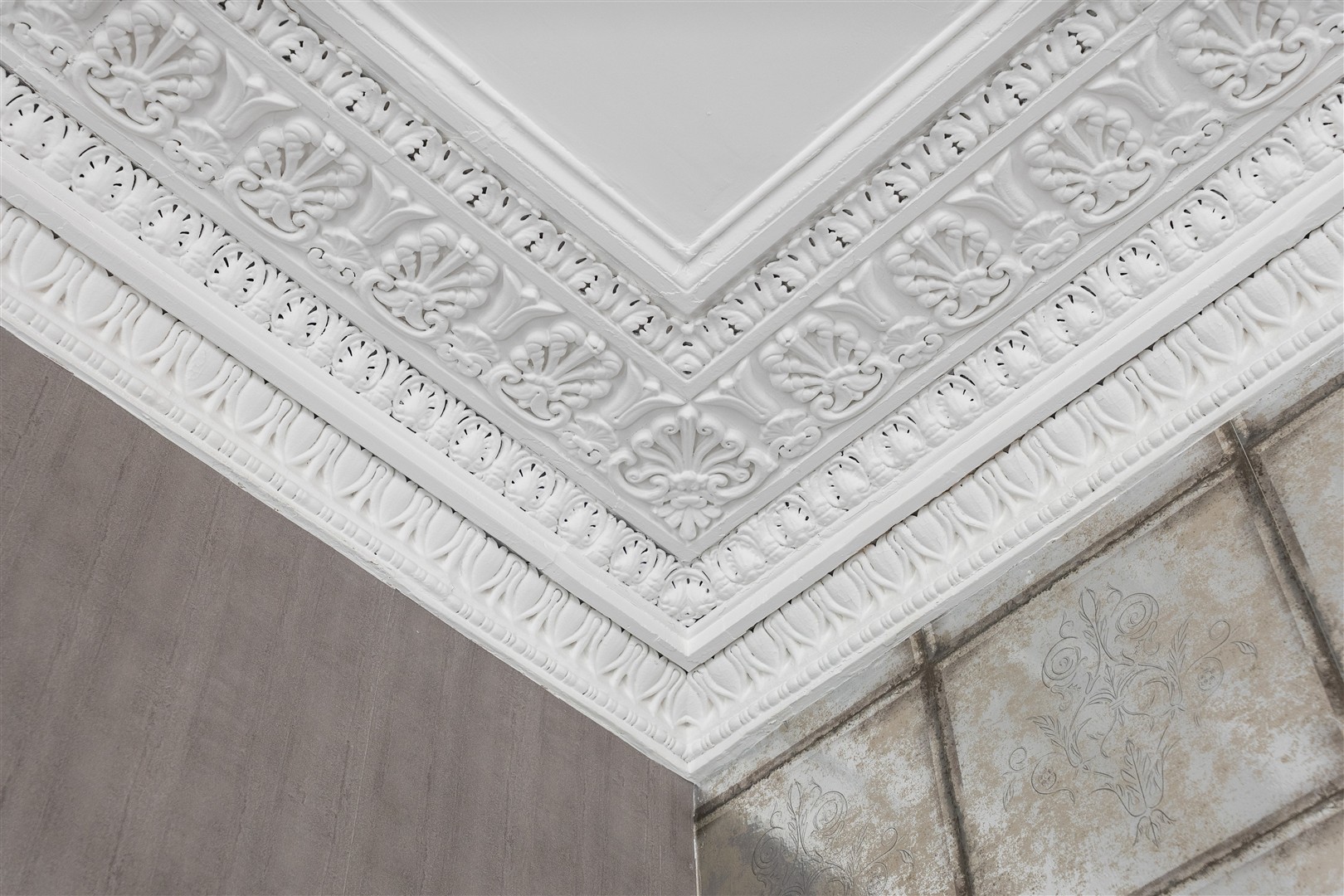 1 Royal Crescent 19 (Large)