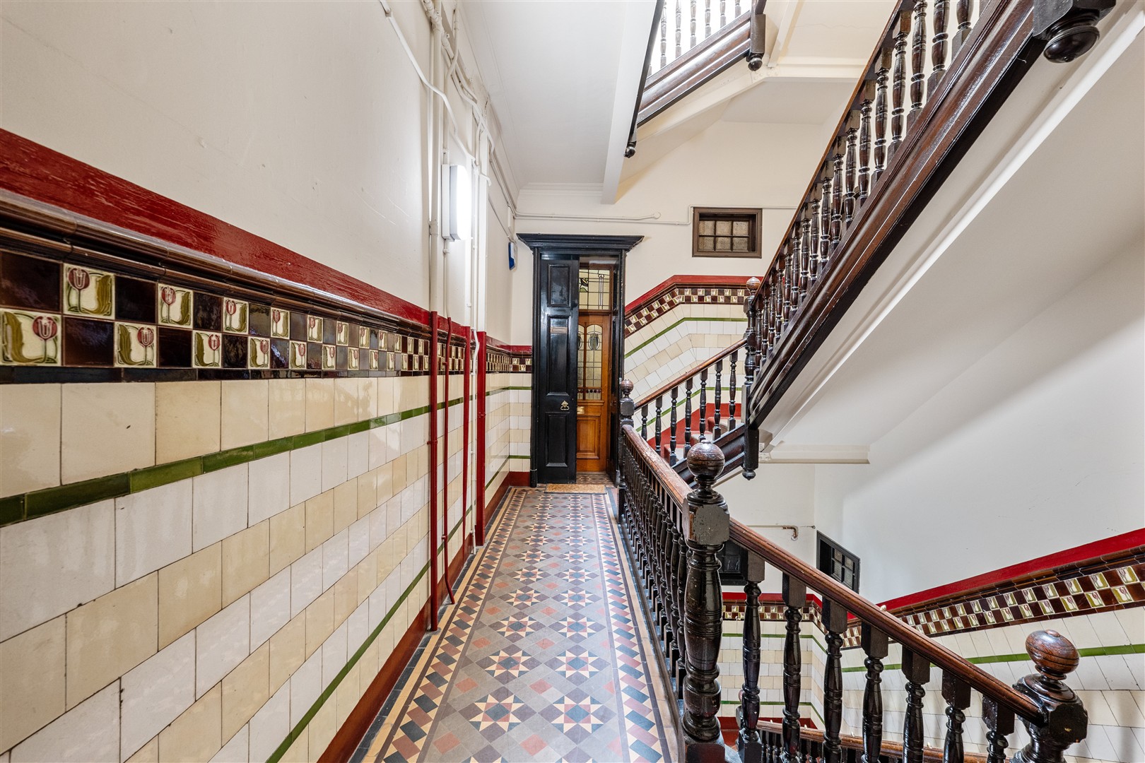 1.1 13 Queensborough Gardens 18 (Large)