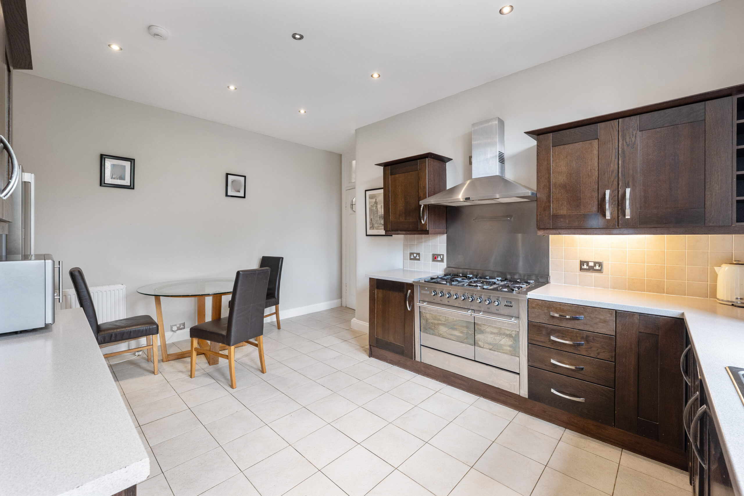 1.1, 3 Mariscat Road (11)