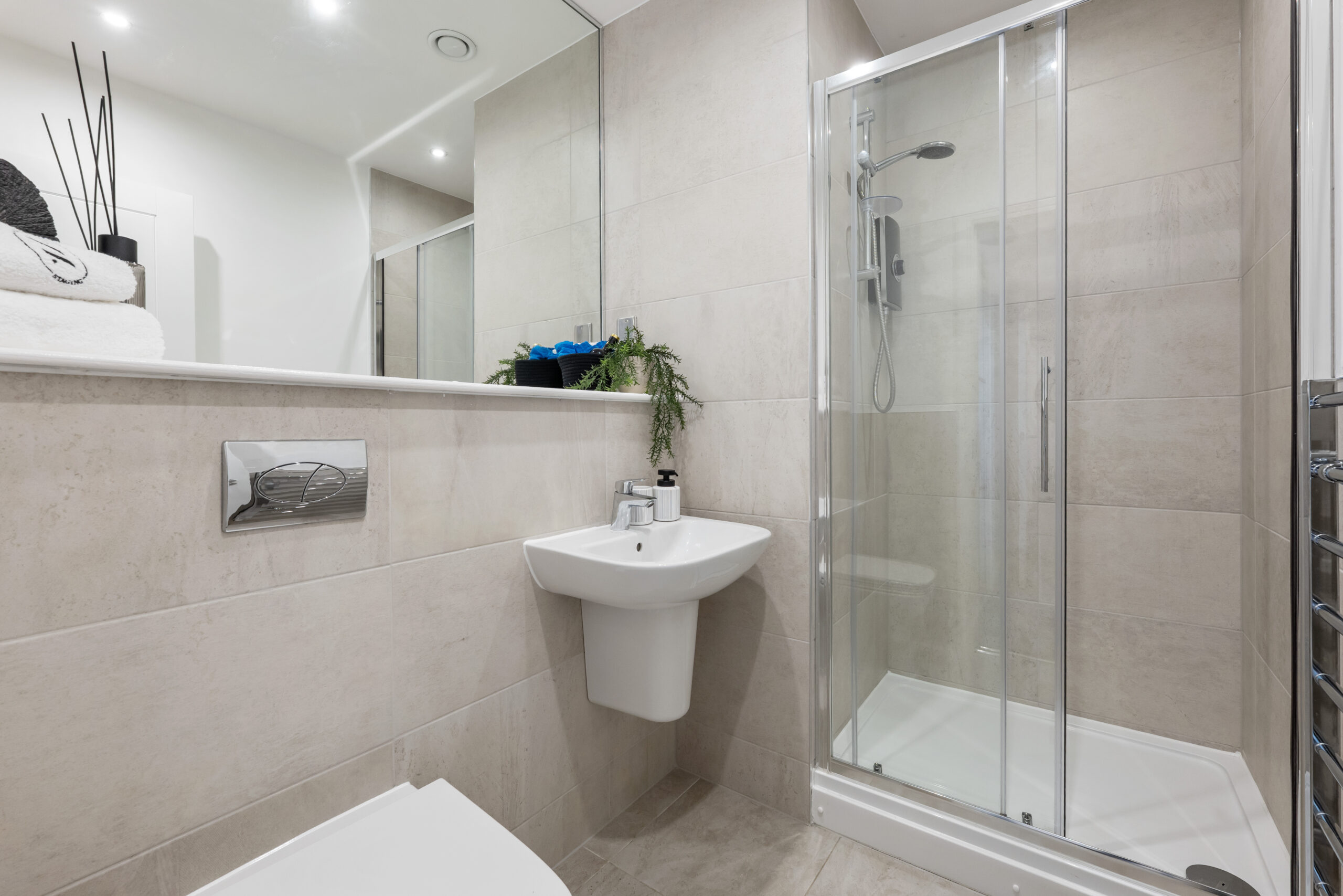 1.2, 80 Inverlair Avenue (11)