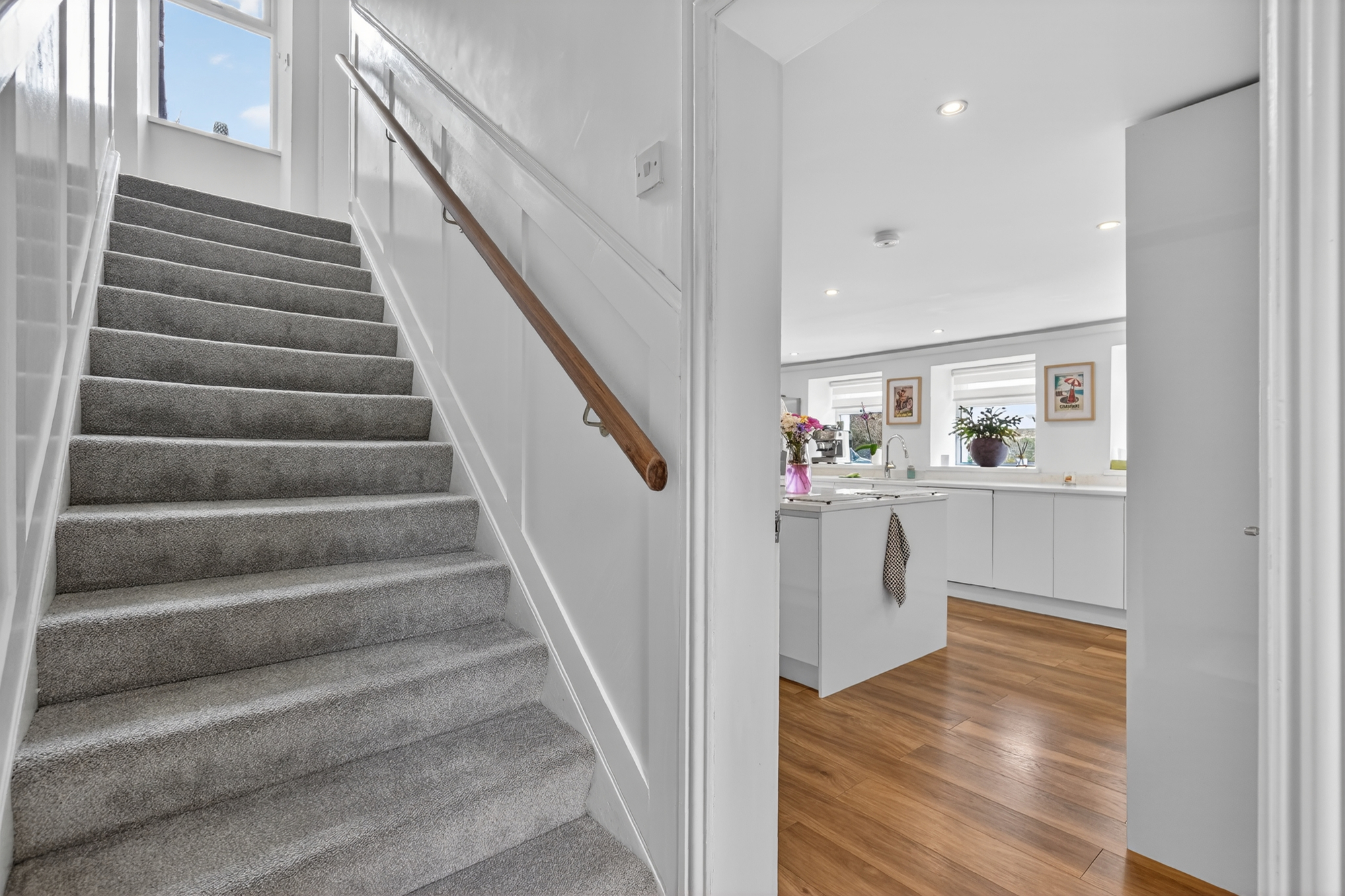 12_107 bank street, irvine _12