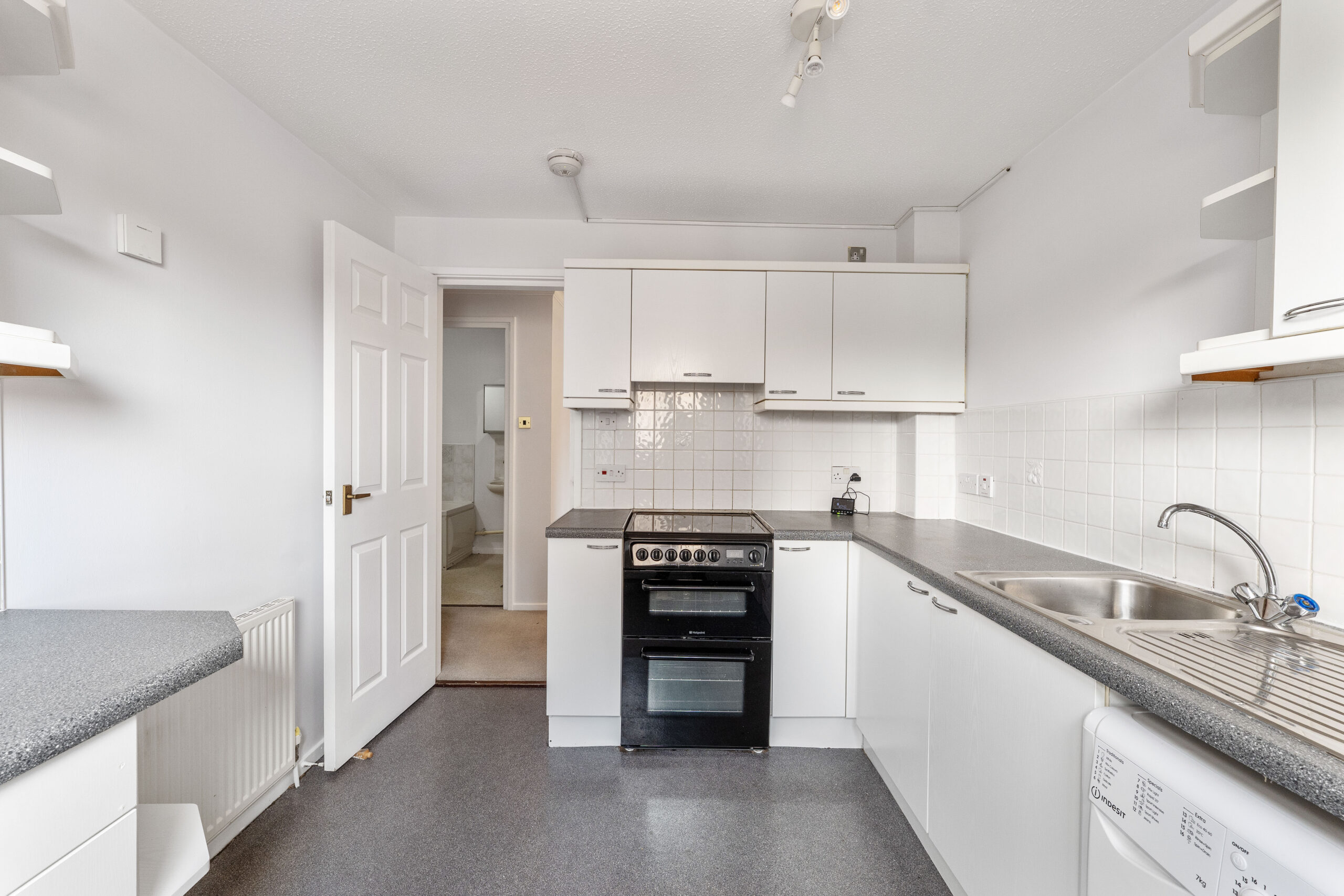 2.2, 120 King_s Park Road (6)