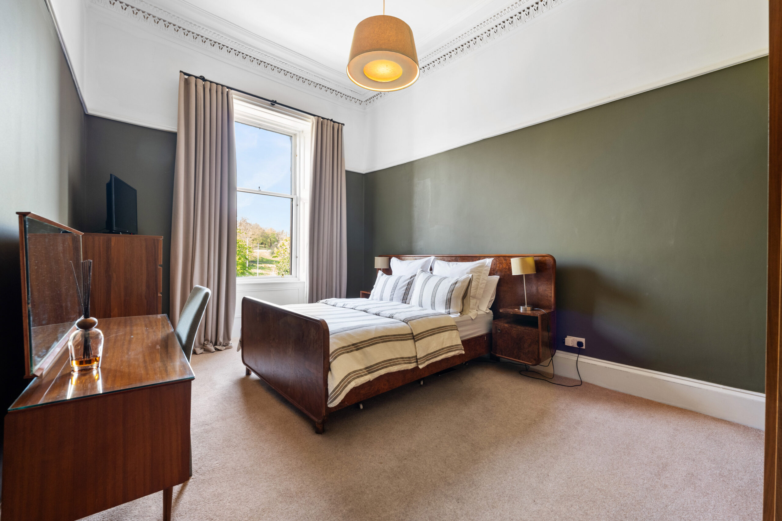 2.2, 56 Queens Drive (3)