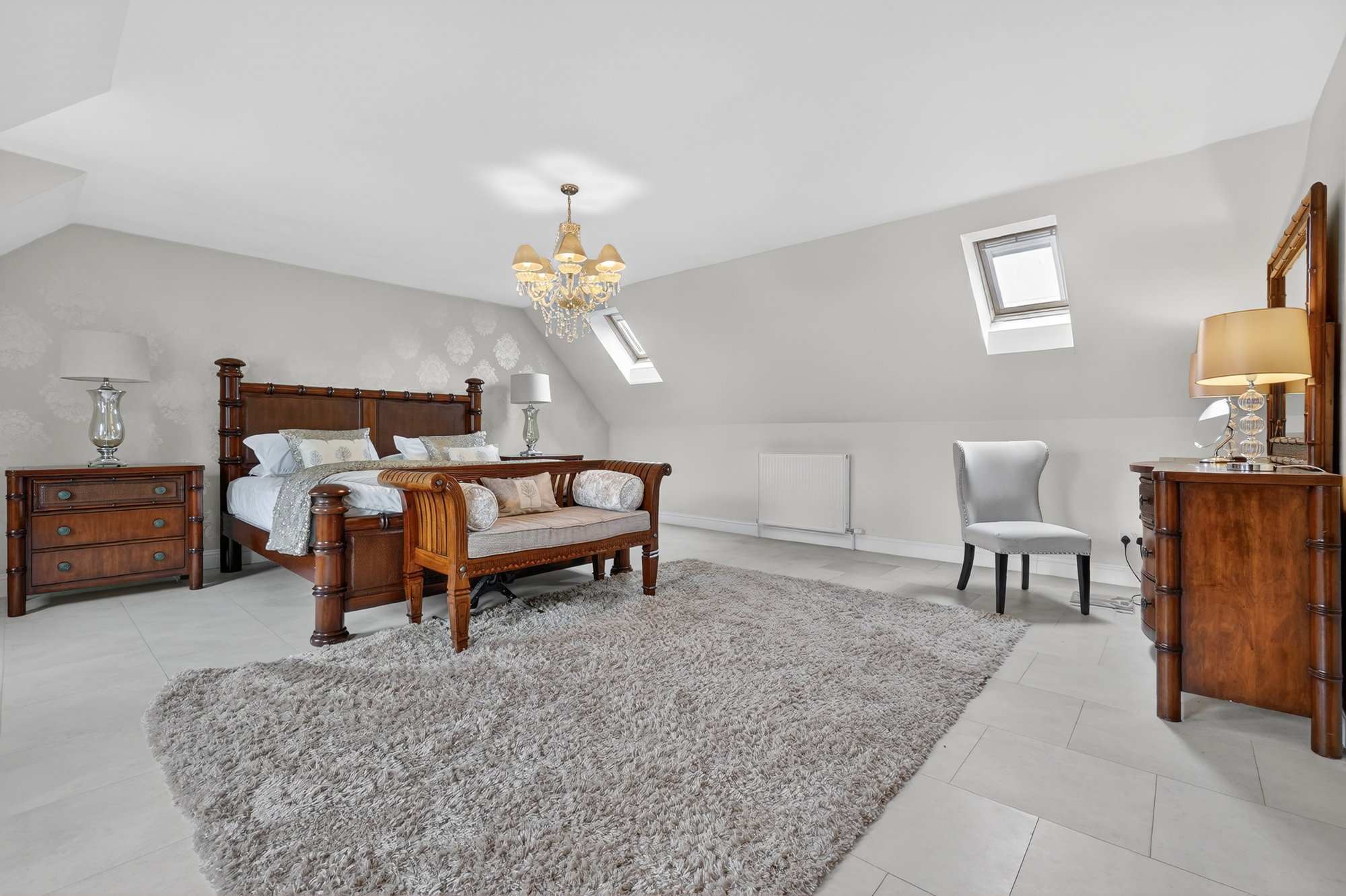 24_2 hebrides grove, inverkip _24