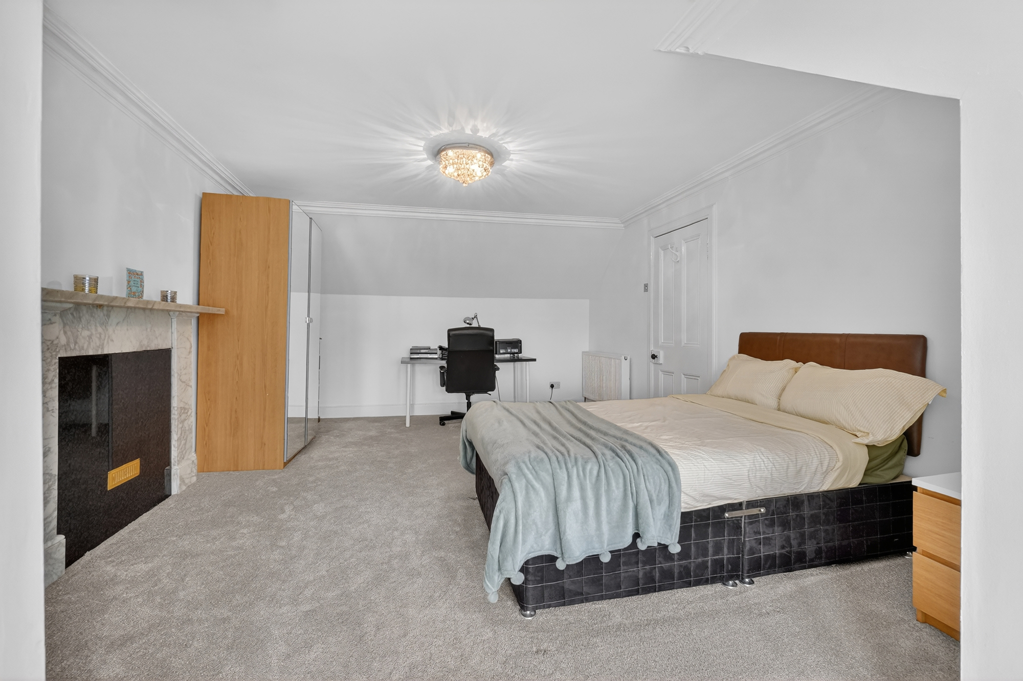 38_107 bank street, irvine _38