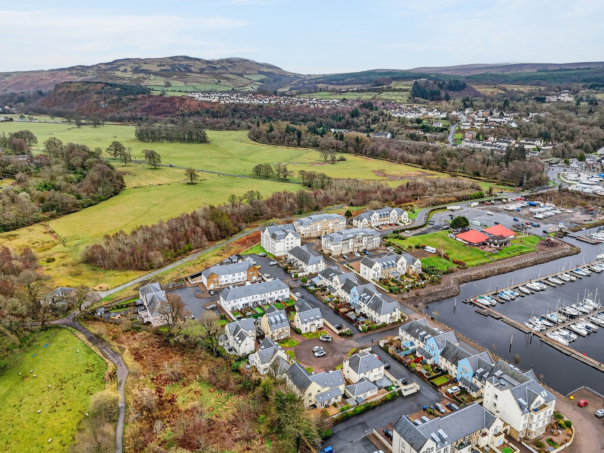 39_2 hebrides grove, inverkip _37