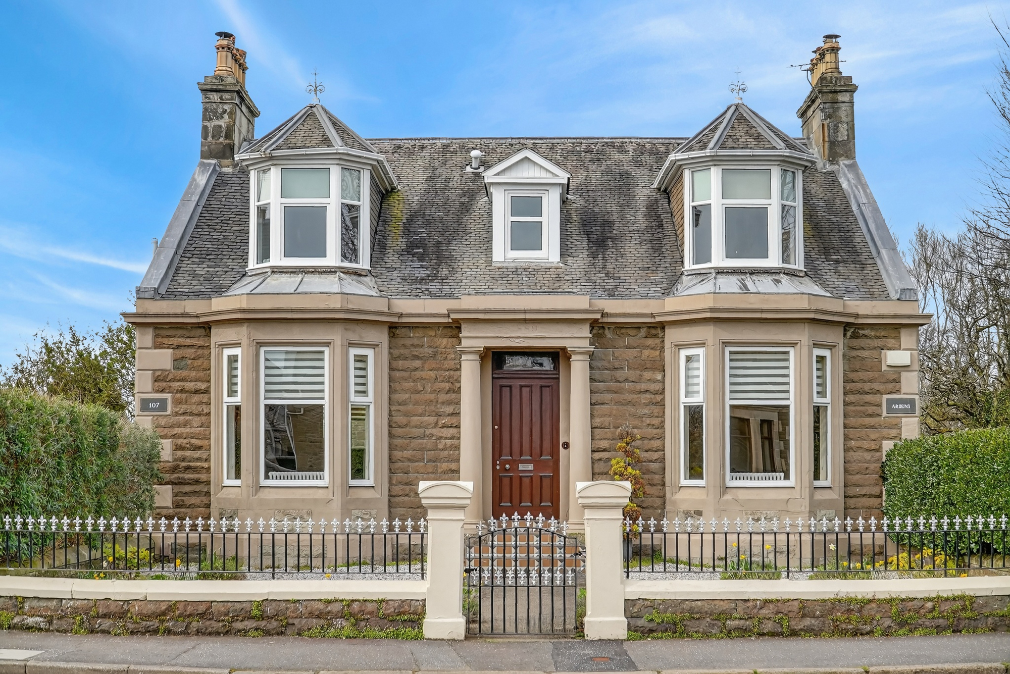 3_107 bank street, irvine _03