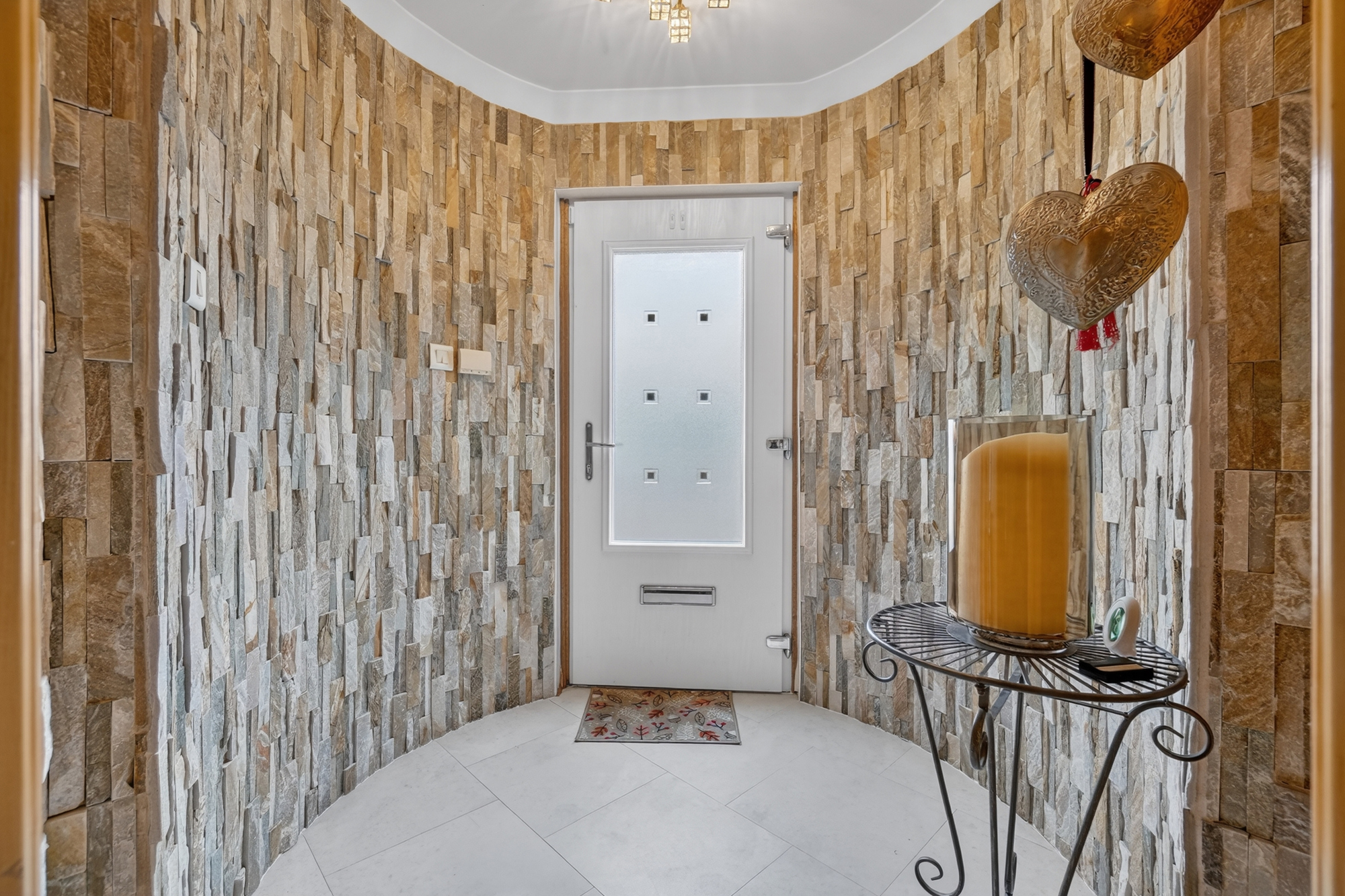 4_2 hebrides grove, inverkip _04