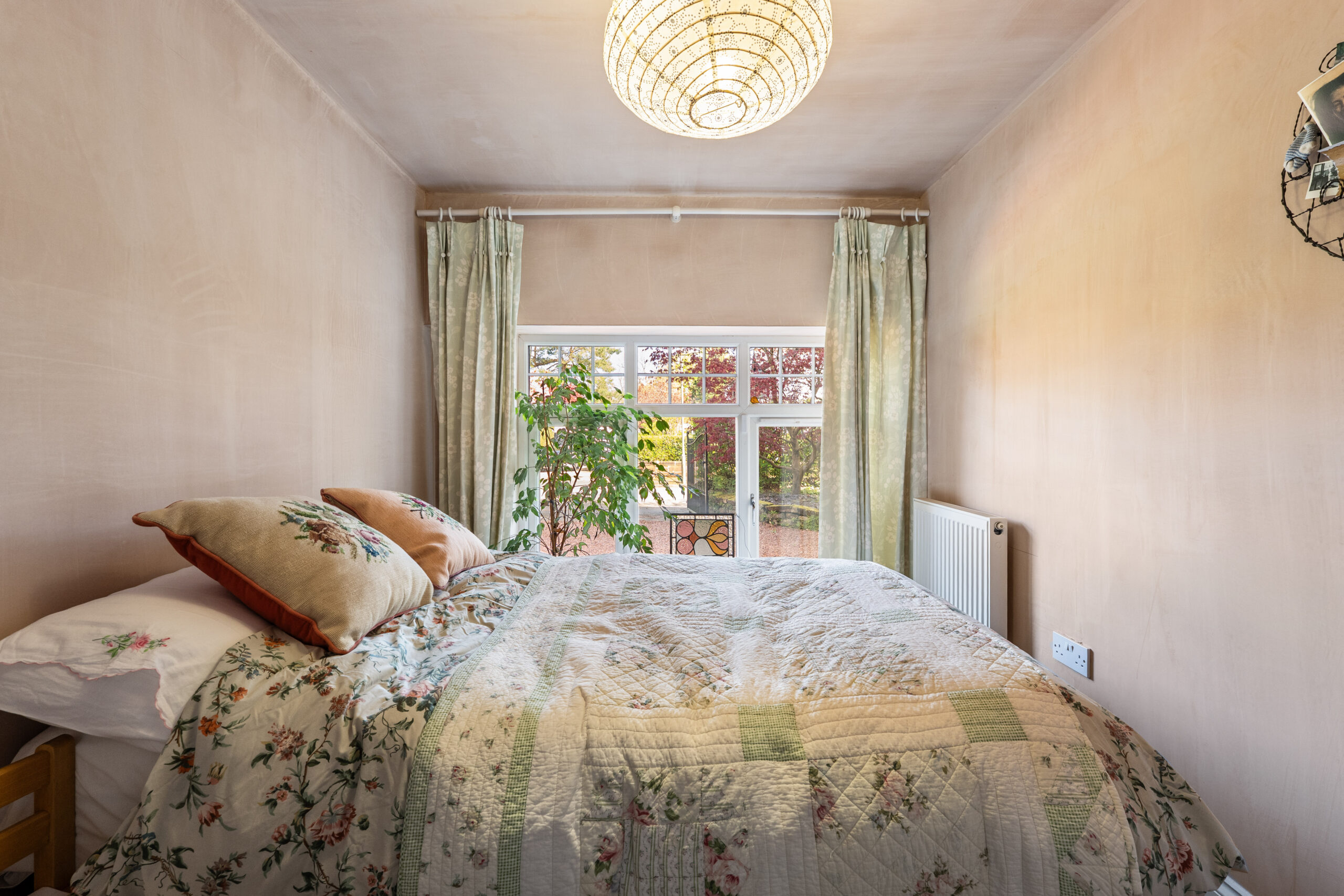 Annexe bedroom
