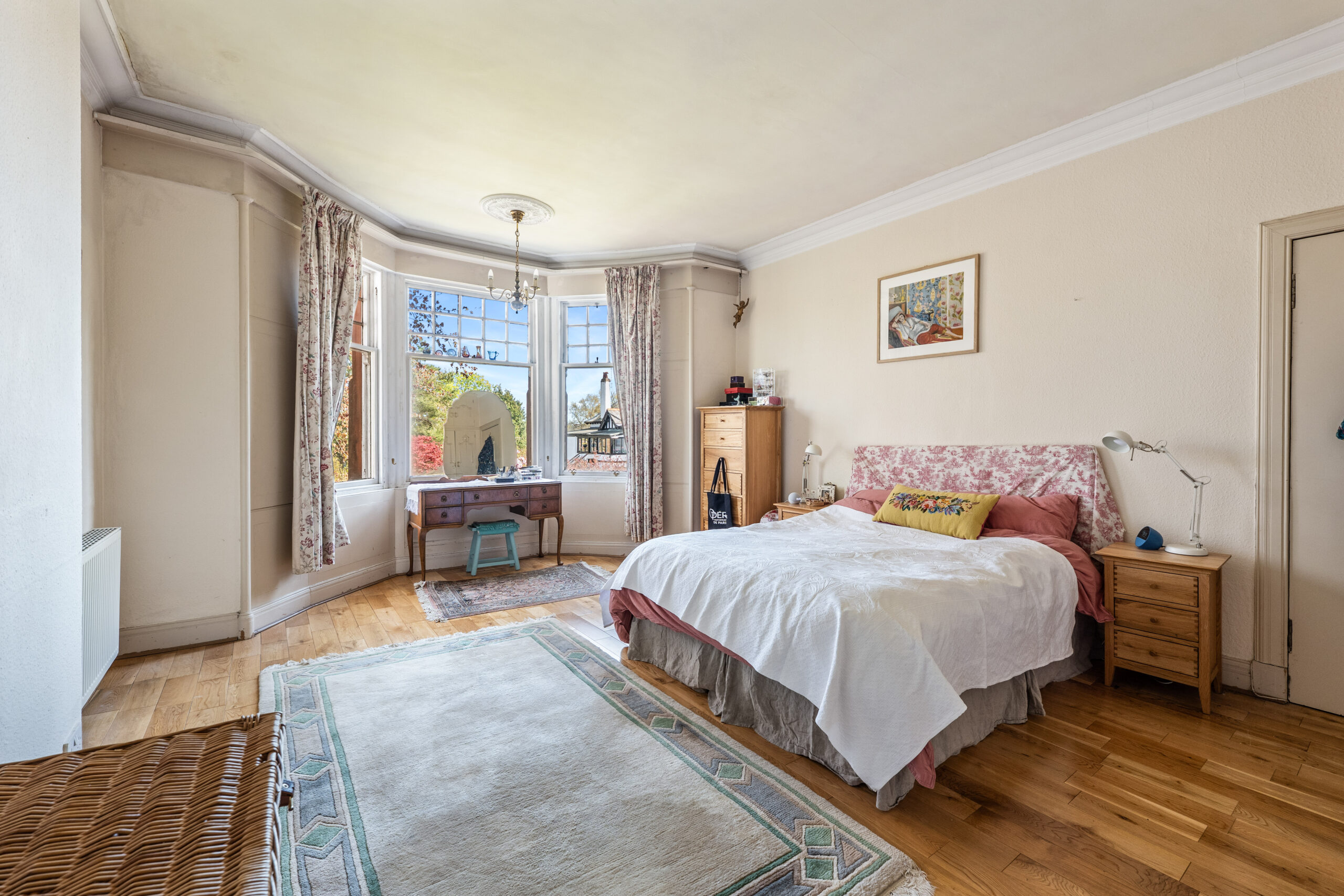 Bedroom with bay 1