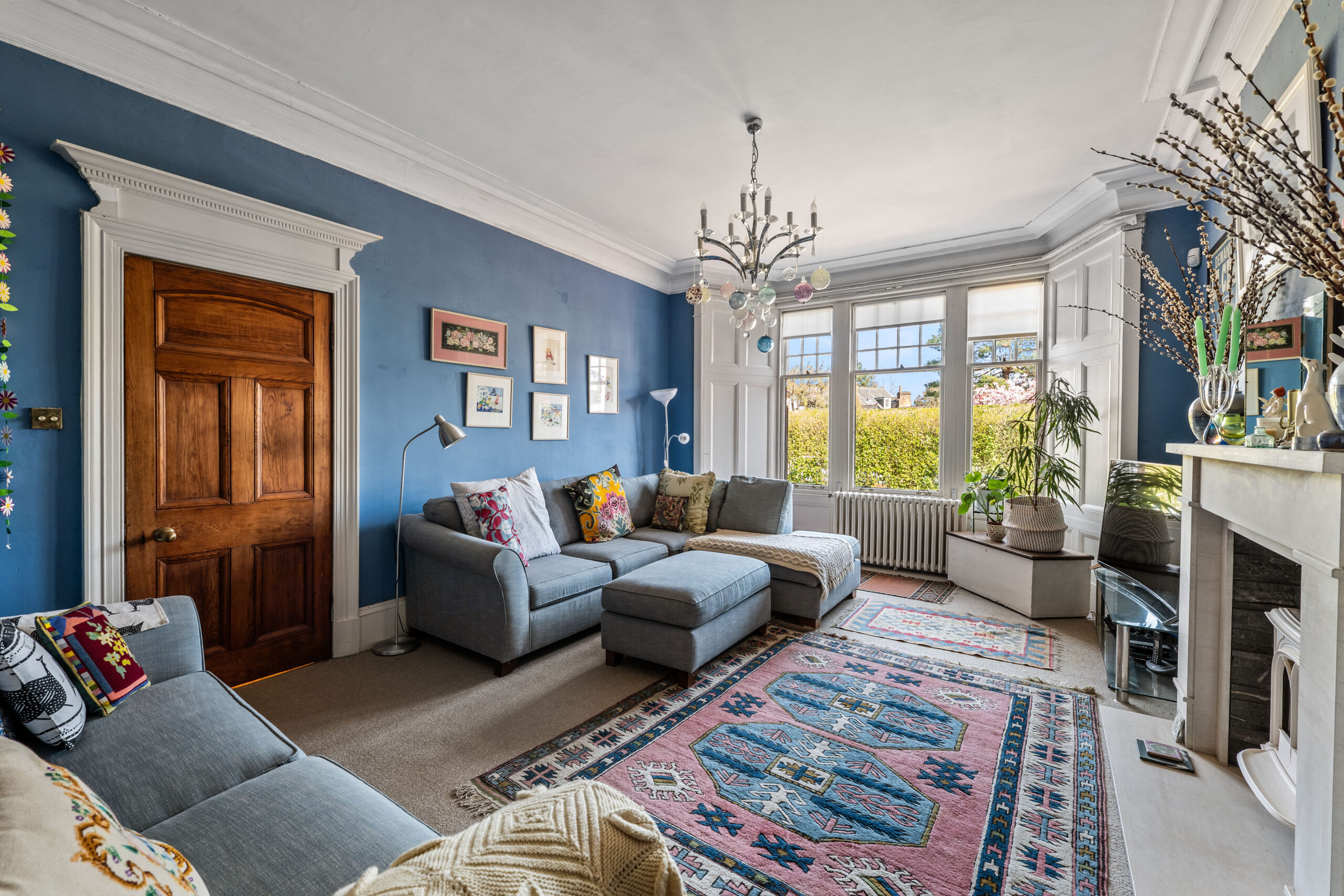 Family room 2