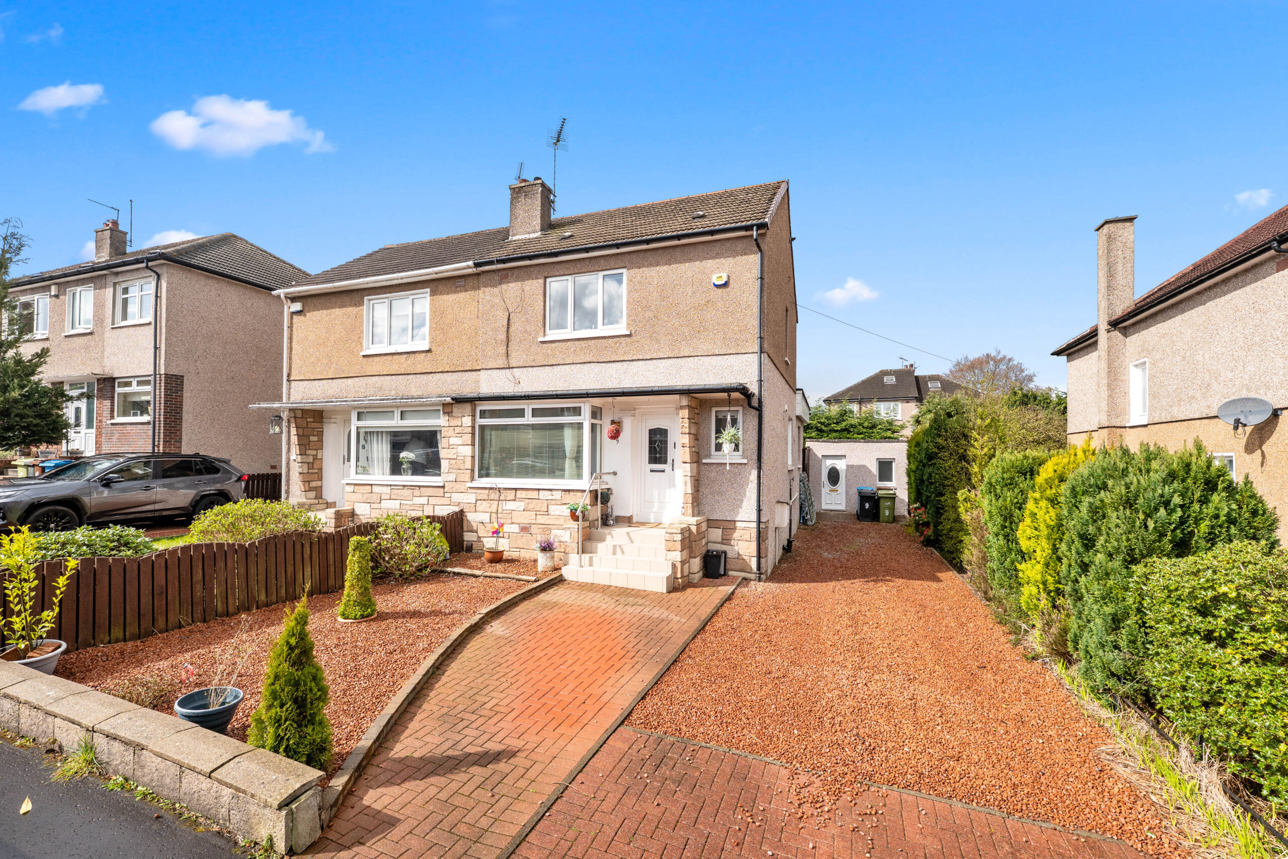 NM4799_9 Gordon Crescent_Newton Mearns_G77 6HZ_img1