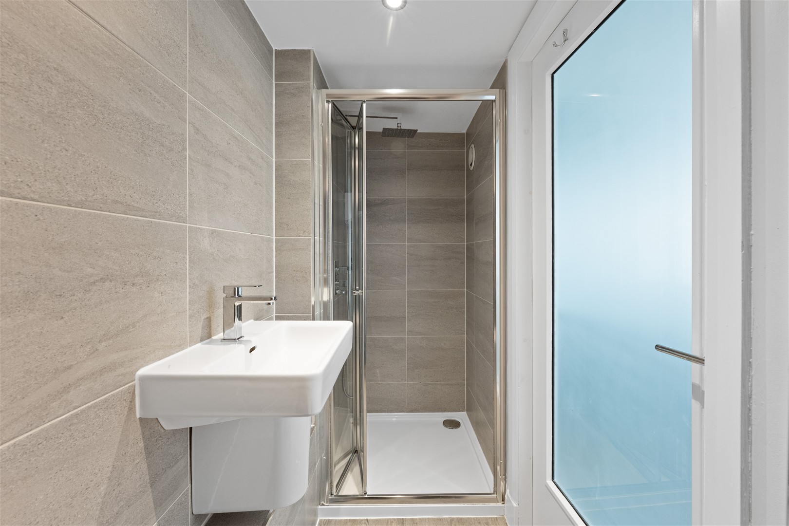 1.5 27 Broomhill Avenue 12 (Large)