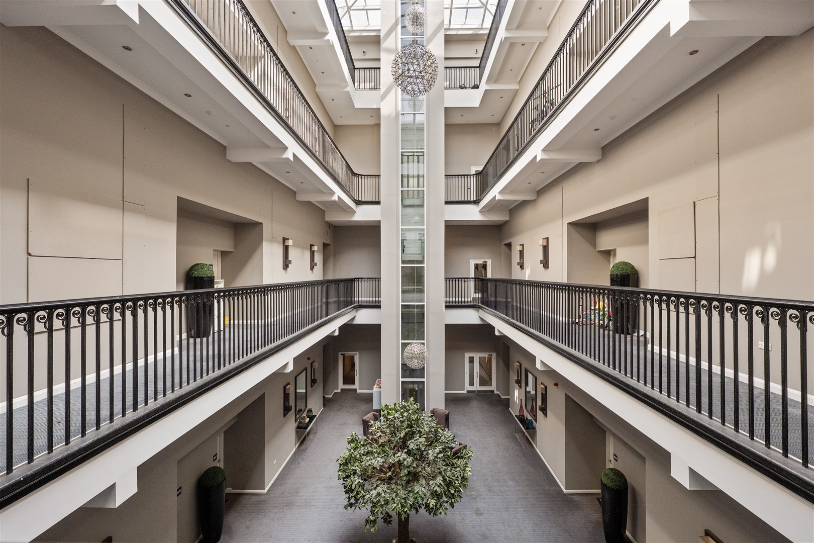 1.5 27 Broomhill Avenue 14 (Large)