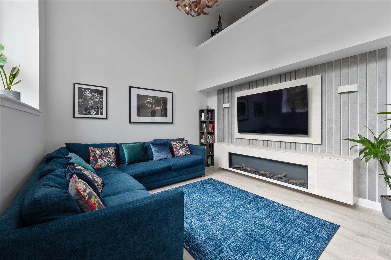 1.5 27 Broomhill Avenue 5 (Large)