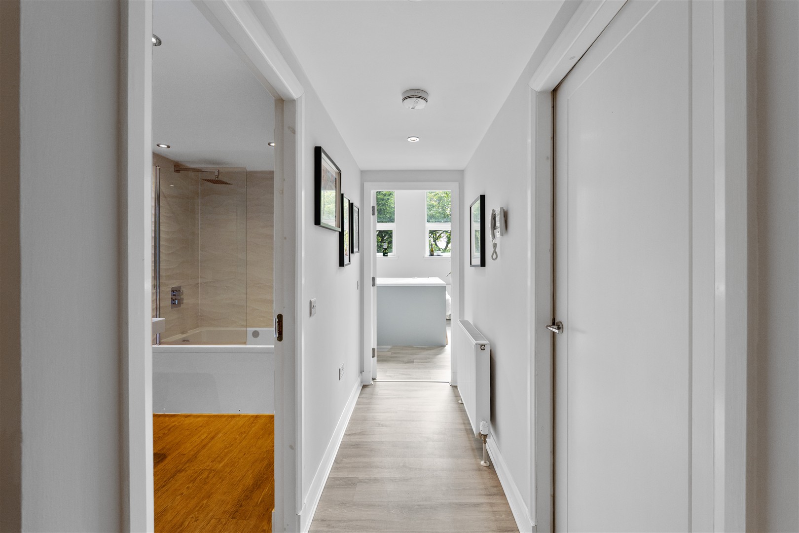 1.5 27 Broomhill Avenue 6 (Large)