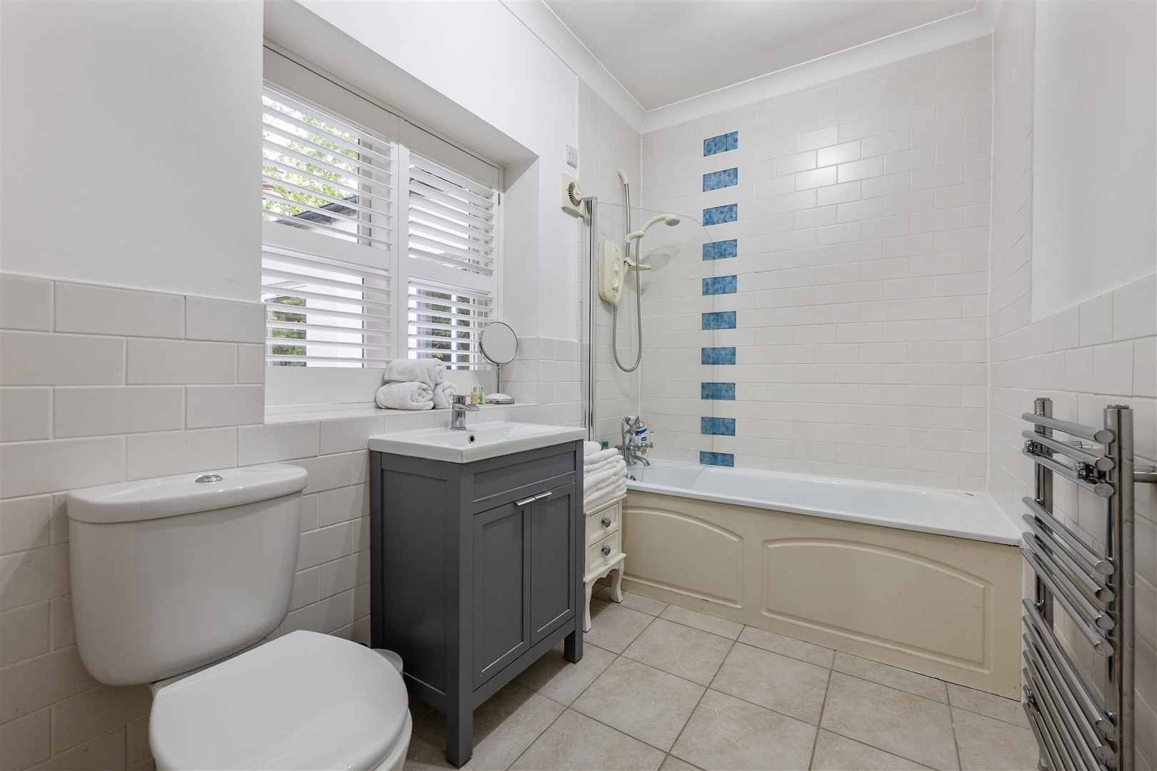 10B Prince Albert Road 16 (Large)